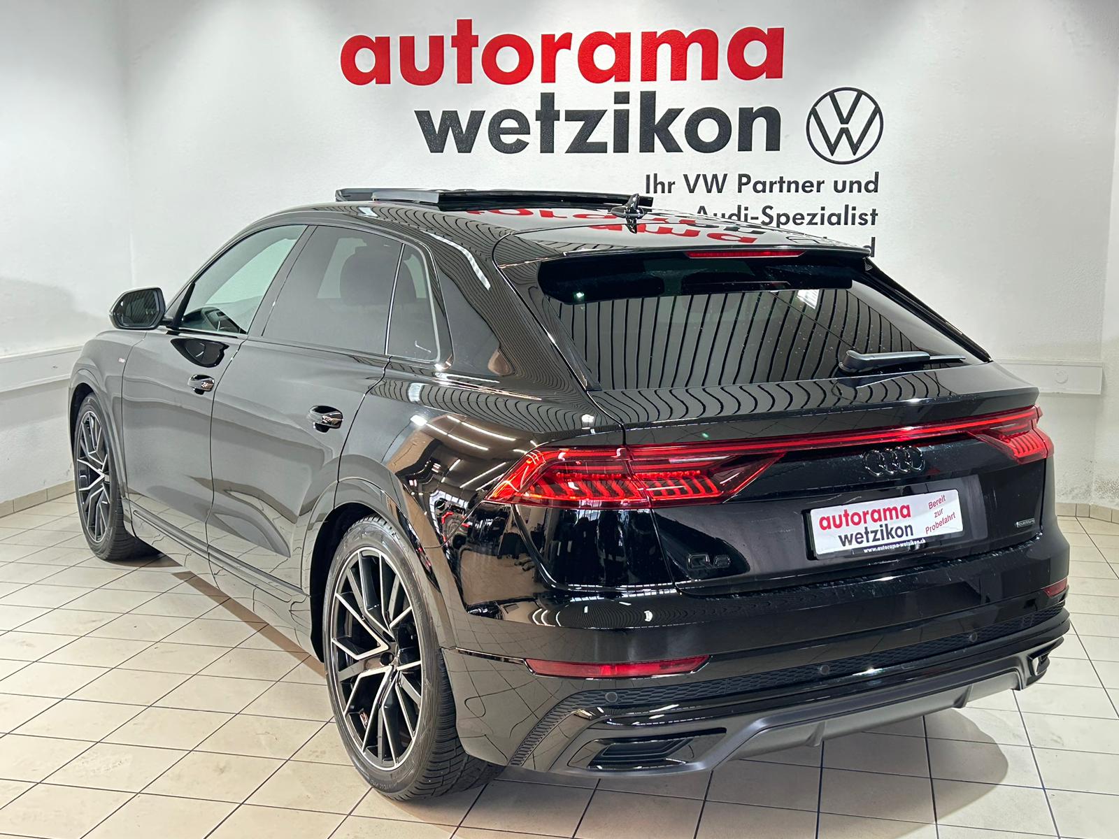 AUDI Q8 55 TFSI quattro tiptronic-image-2