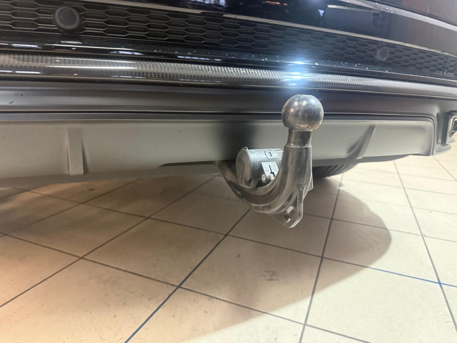 AUDI Q8 55 TFSI quattro tiptronic-image-4