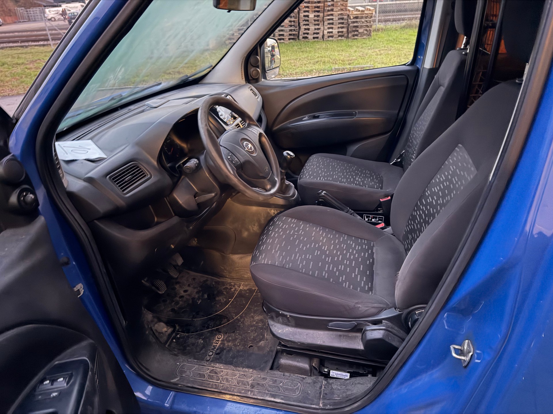 OPEL Combo 1.3 CDTI 2.2 L1H1-image-7