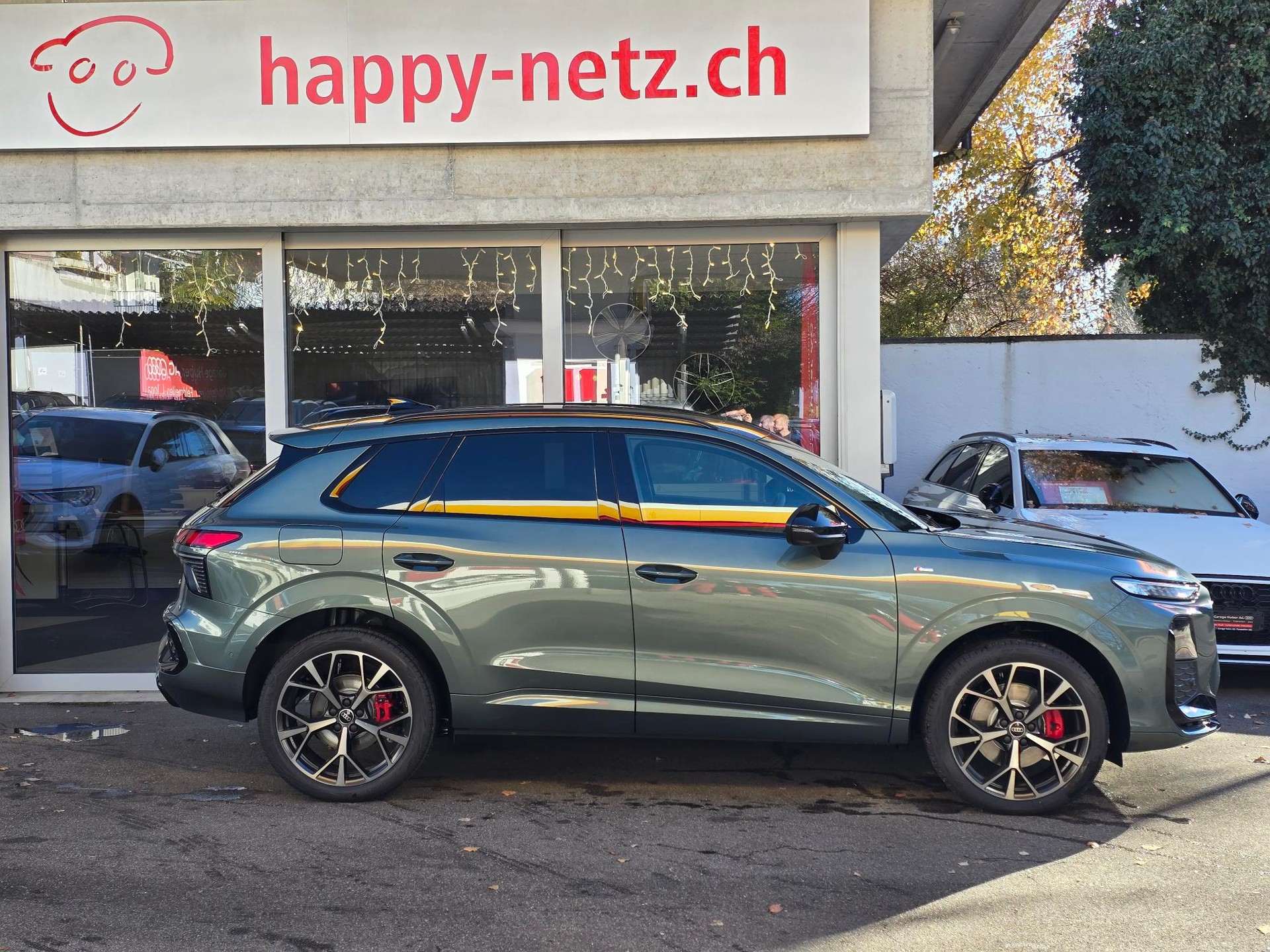 AUDI Q3 SUV TFSI quattro 195 kW S tronic-image-1