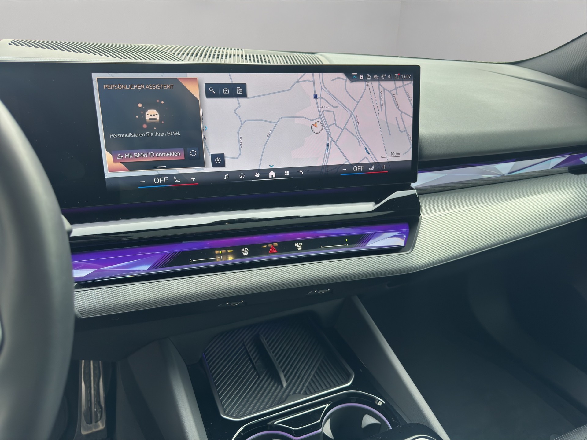 BMW 520d xDrive 48V Touring M Sport Steptronic-image-12