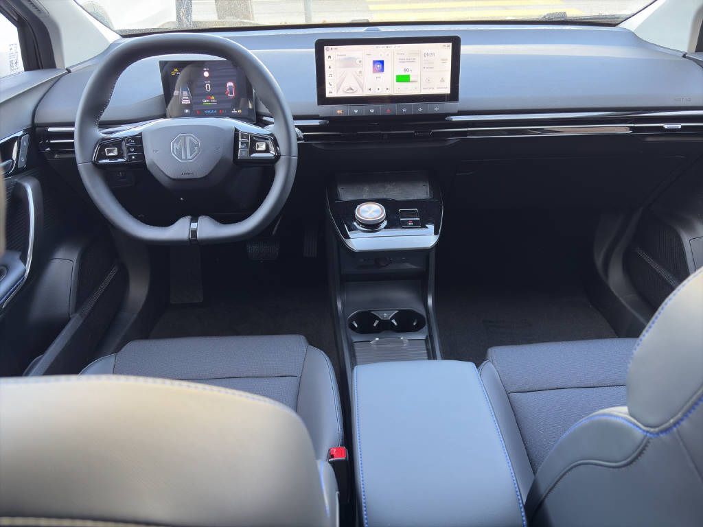 MG 4 64kWh Luxury-image-6