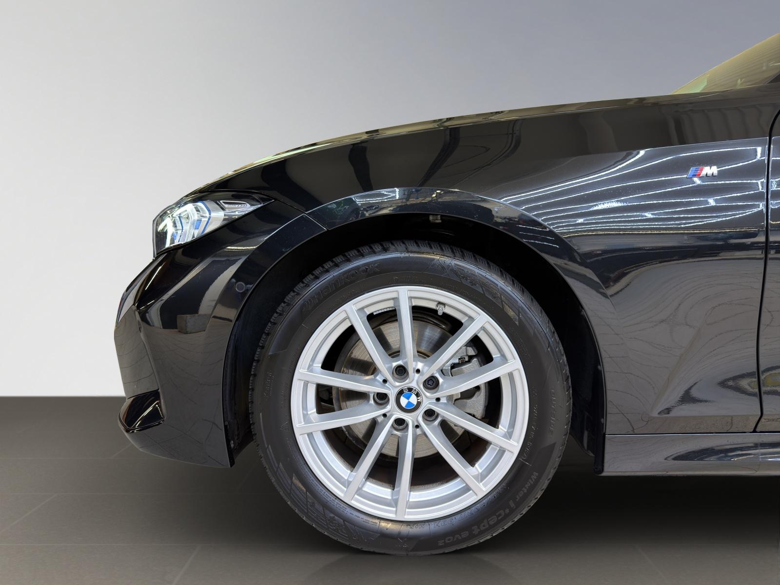 BMW 320d xDrive Touring M-SportPaket-image-18