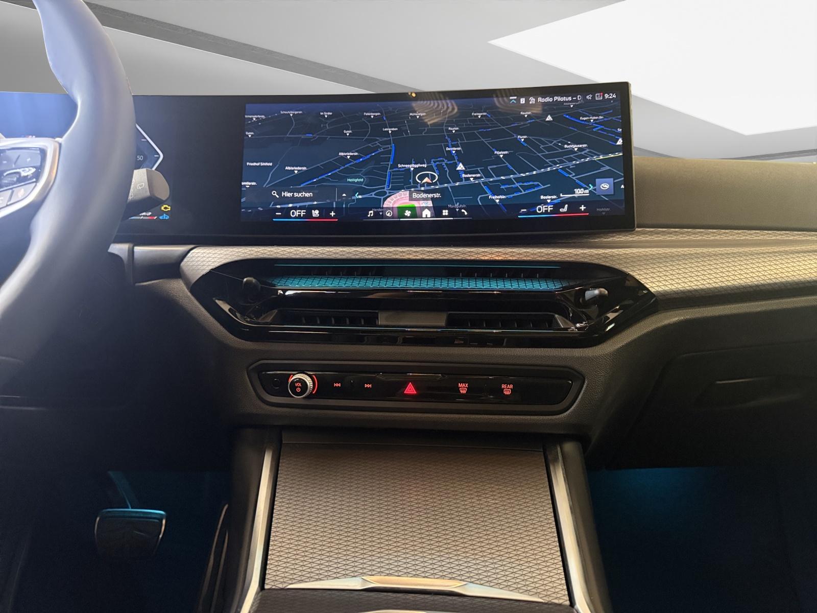 BMW 320d xDrive Touring M-SportPaket-image-15