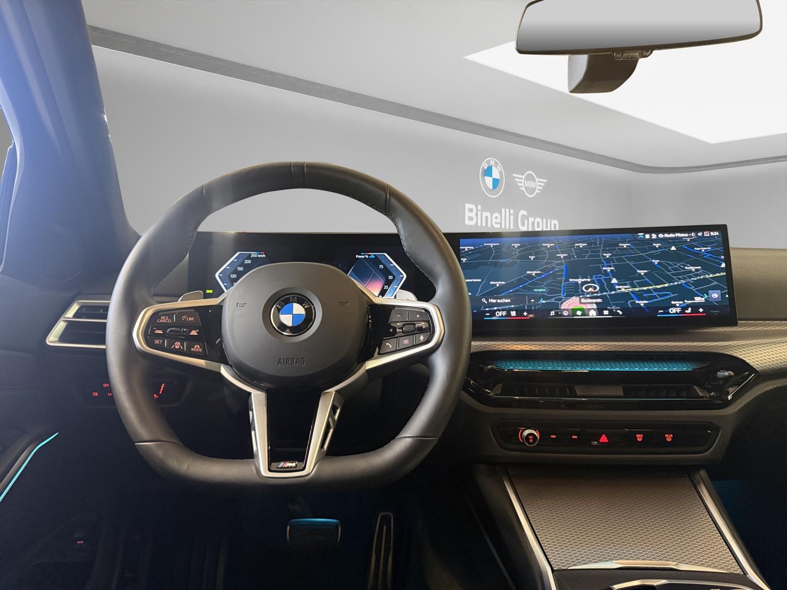 BMW 320d xDrive Touring M-SportPaket-image-12