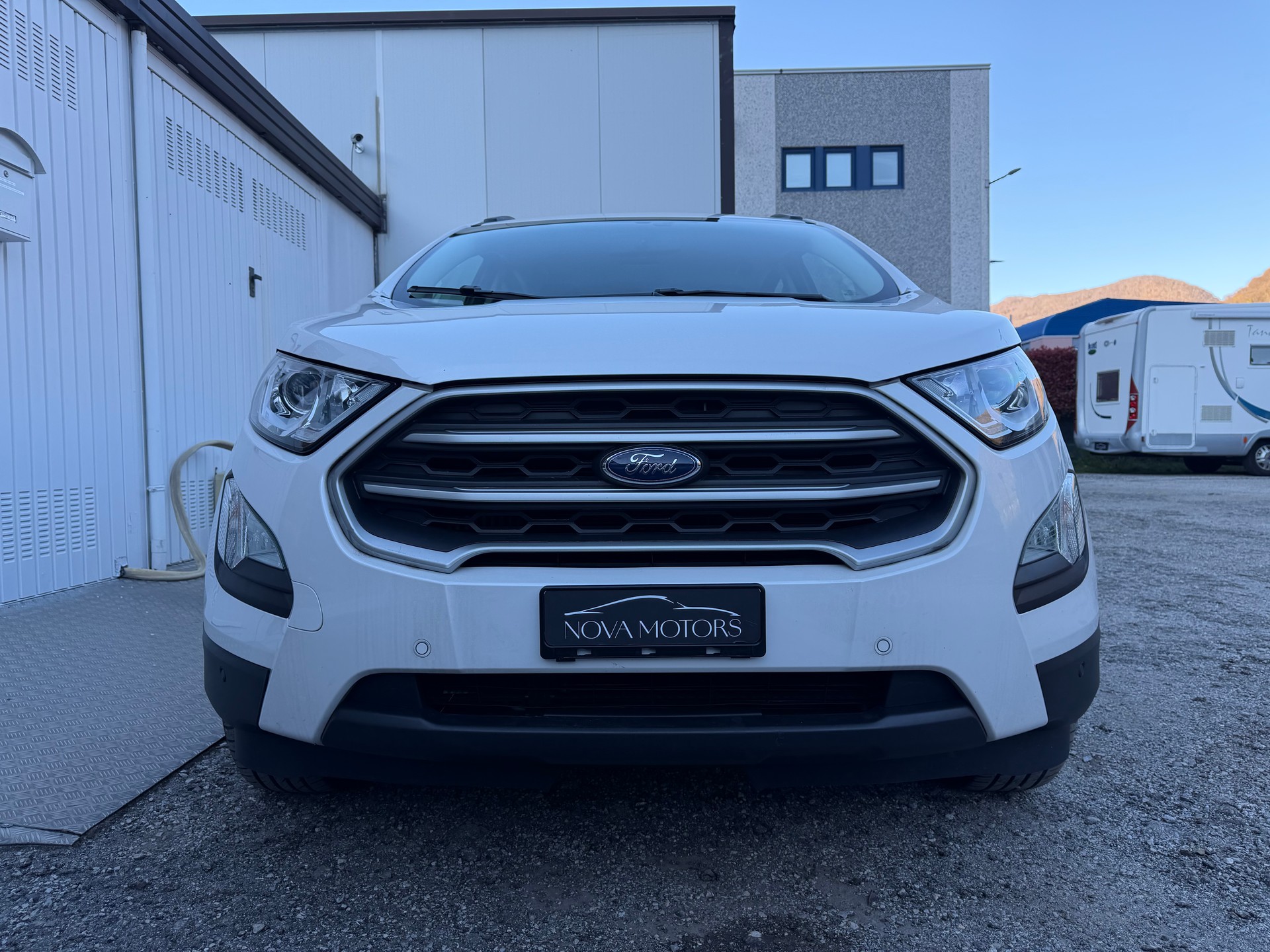 FORD EcoSport 1.0 SCTi Business Automat-image-2
