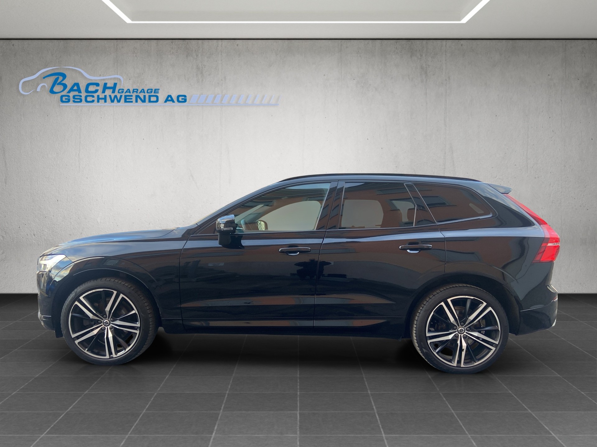 VOLVO XC60 B5 Benzin Mild Hybrid AWD R-Design Geartronic-image-5