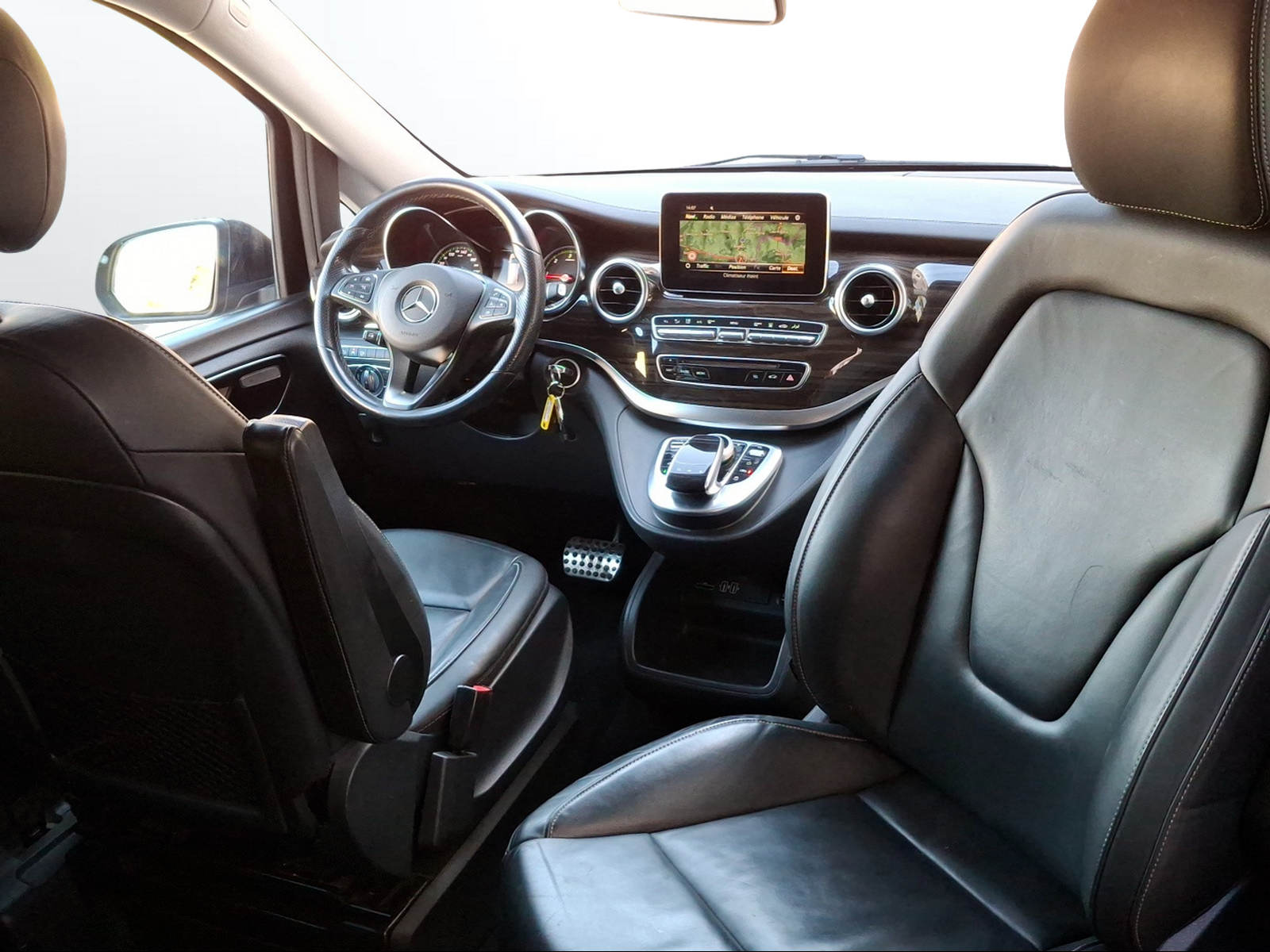 MERCEDES-BENZ V 250 d Avantgarde extralang 4M 7G-Tronic-image-9