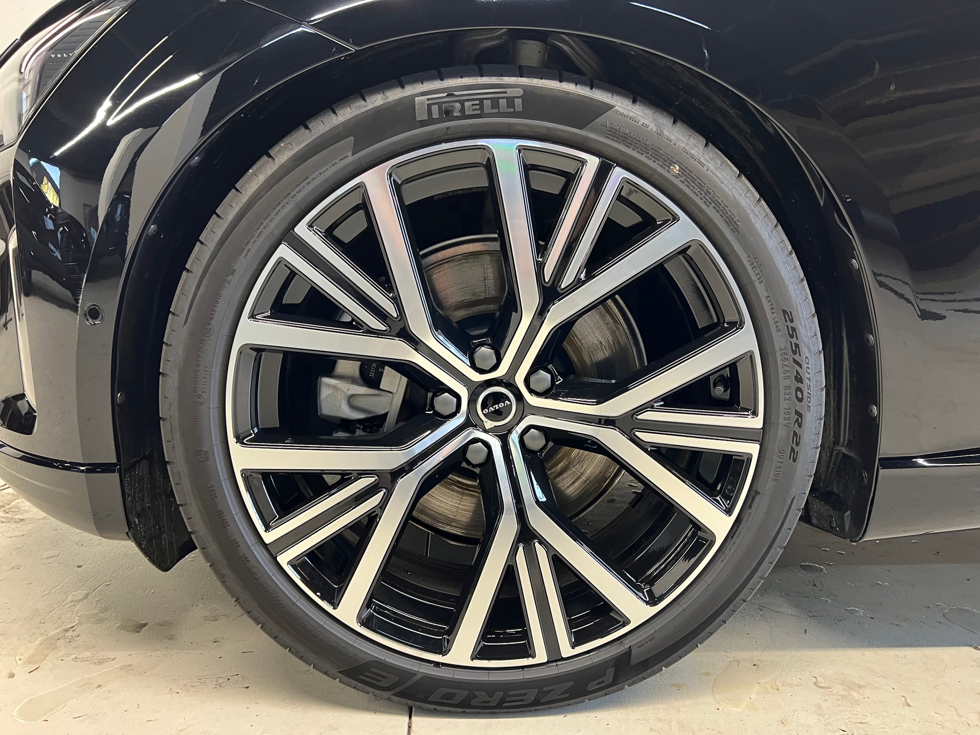 VOLVO ES90 Single Motor Extended Range Ultra-image-9