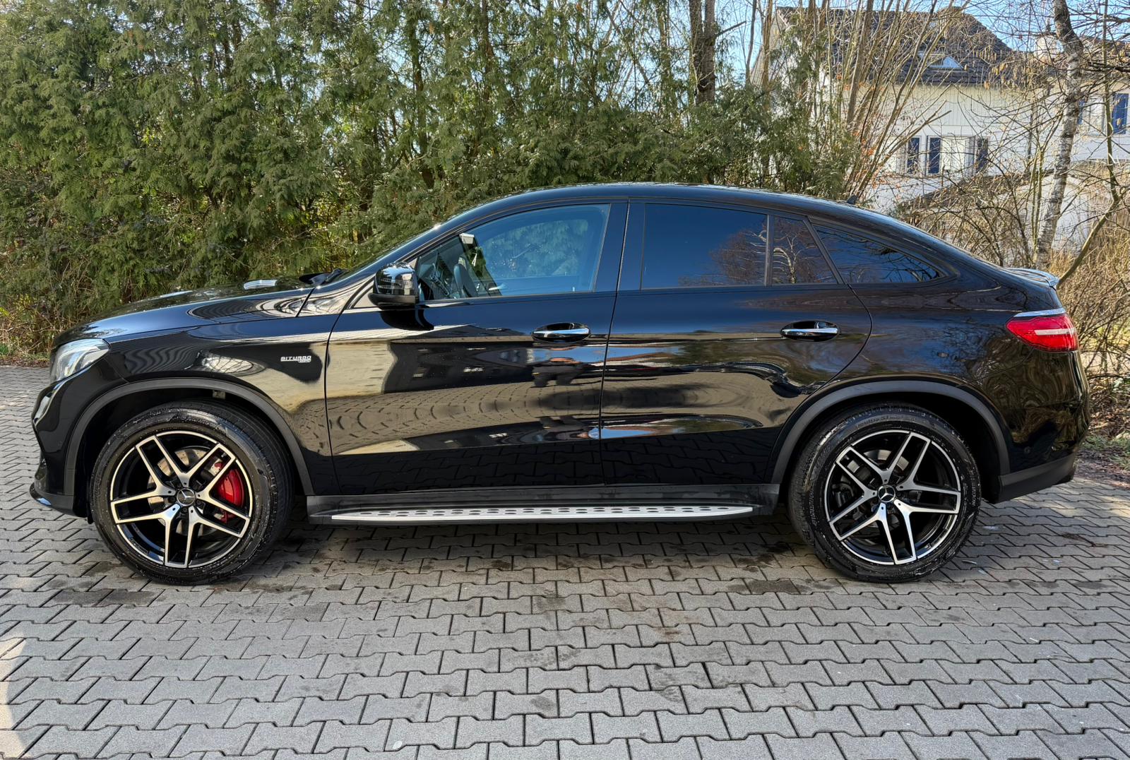 MERCEDES-BENZ GLE Coupé 43 AMG 4Matic 9G-Tronic-showroom-element-1