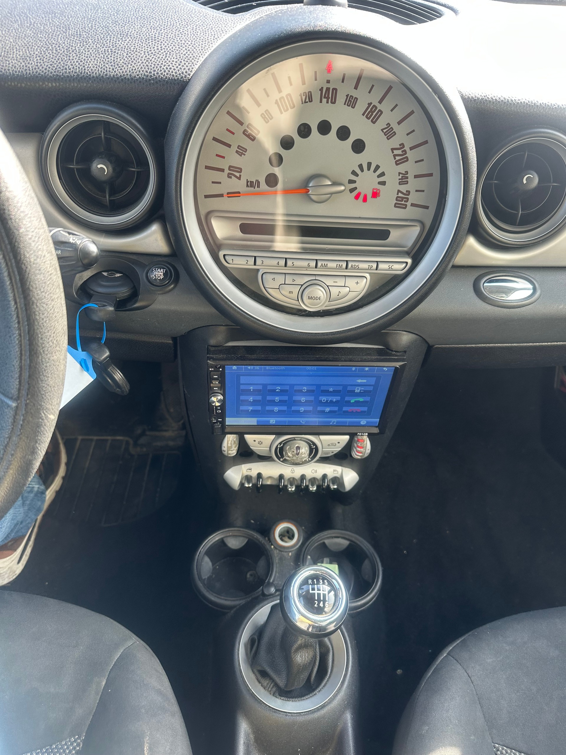 MINI One-image-12