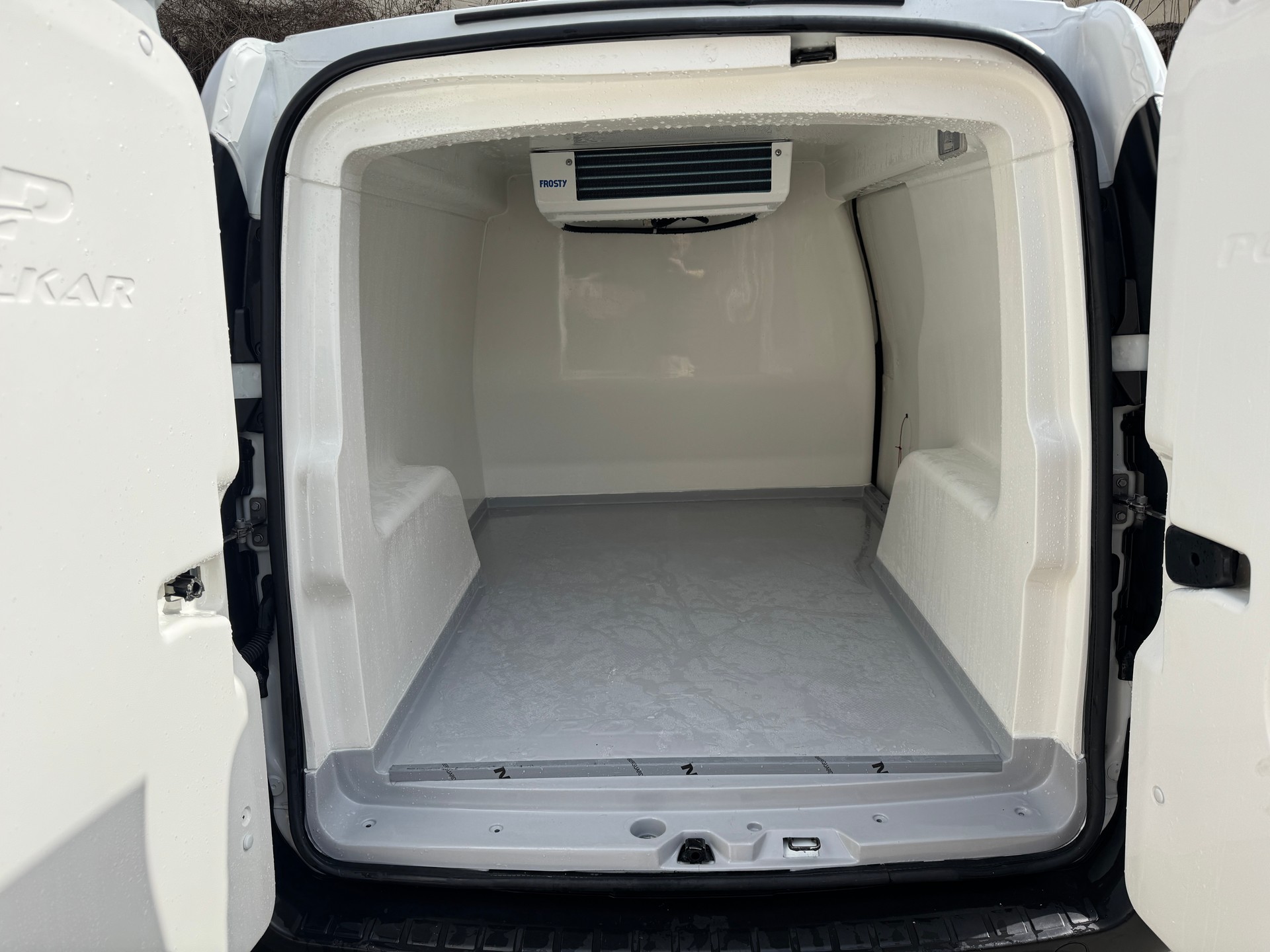 RENAULT Express 1.5 Blue dCi 75 Access-image-3
