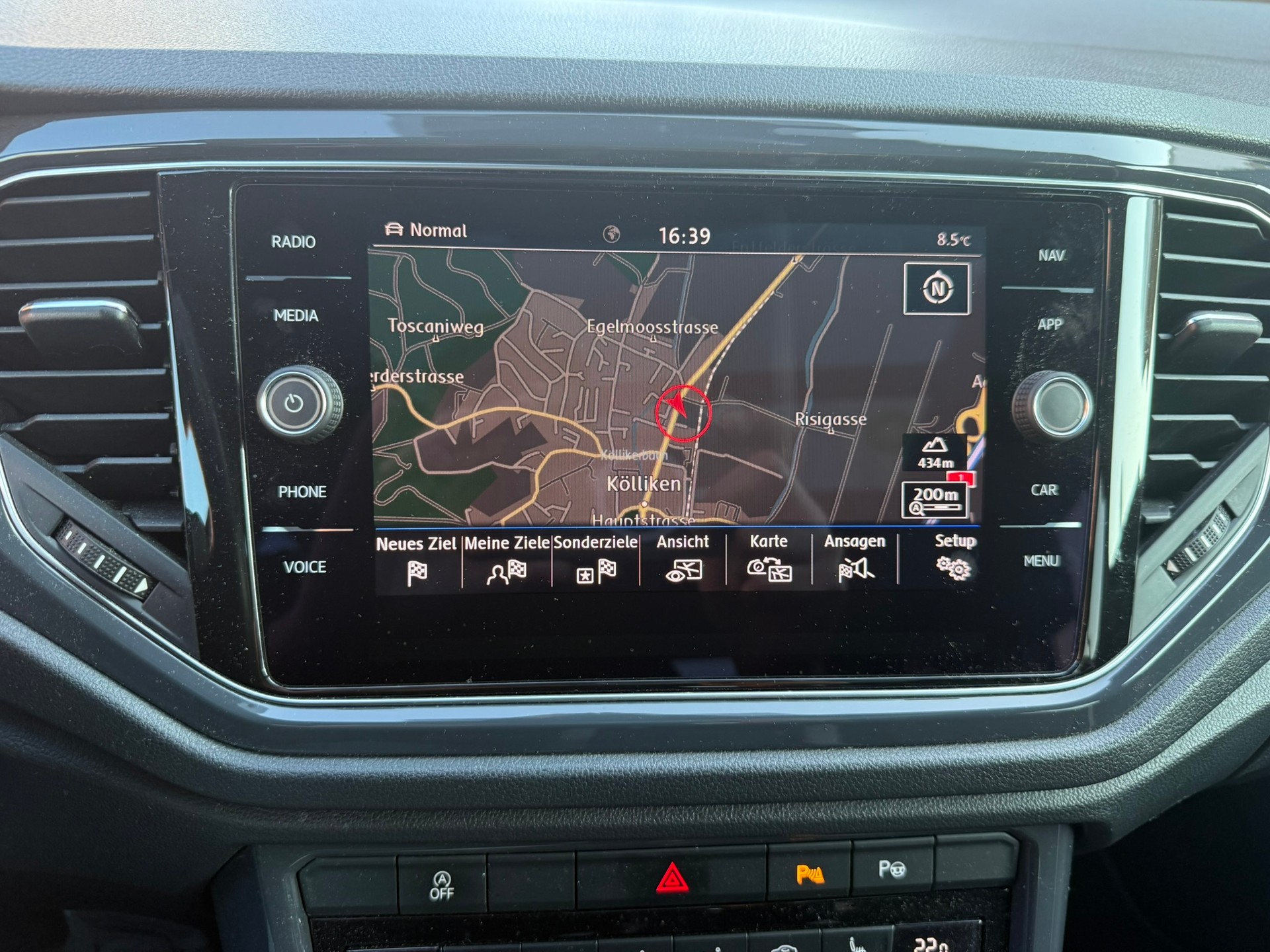 VW T-Roc 2.0 TSI Sport DSG 4Motion, 8-fach bereift-image-14
