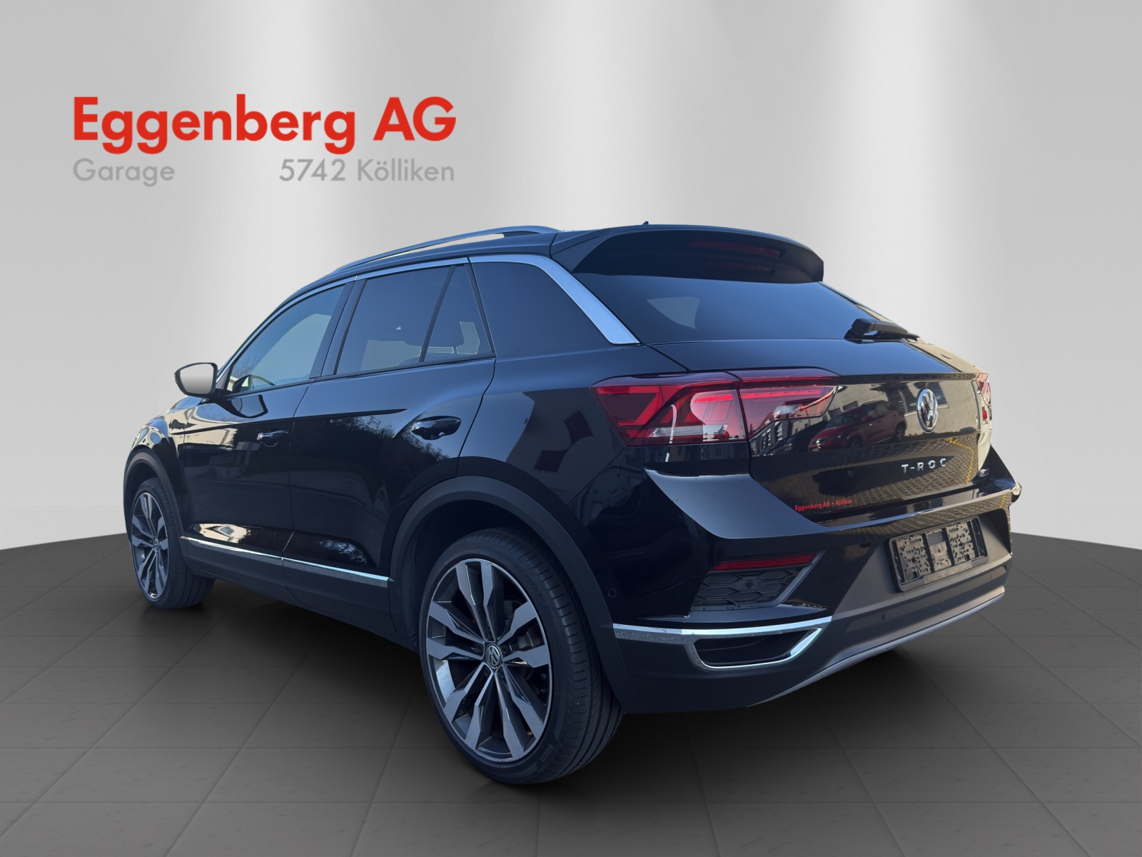 VW T-Roc 2.0 TSI Sport DSG 4Motion, 8-fach bereift-image-2