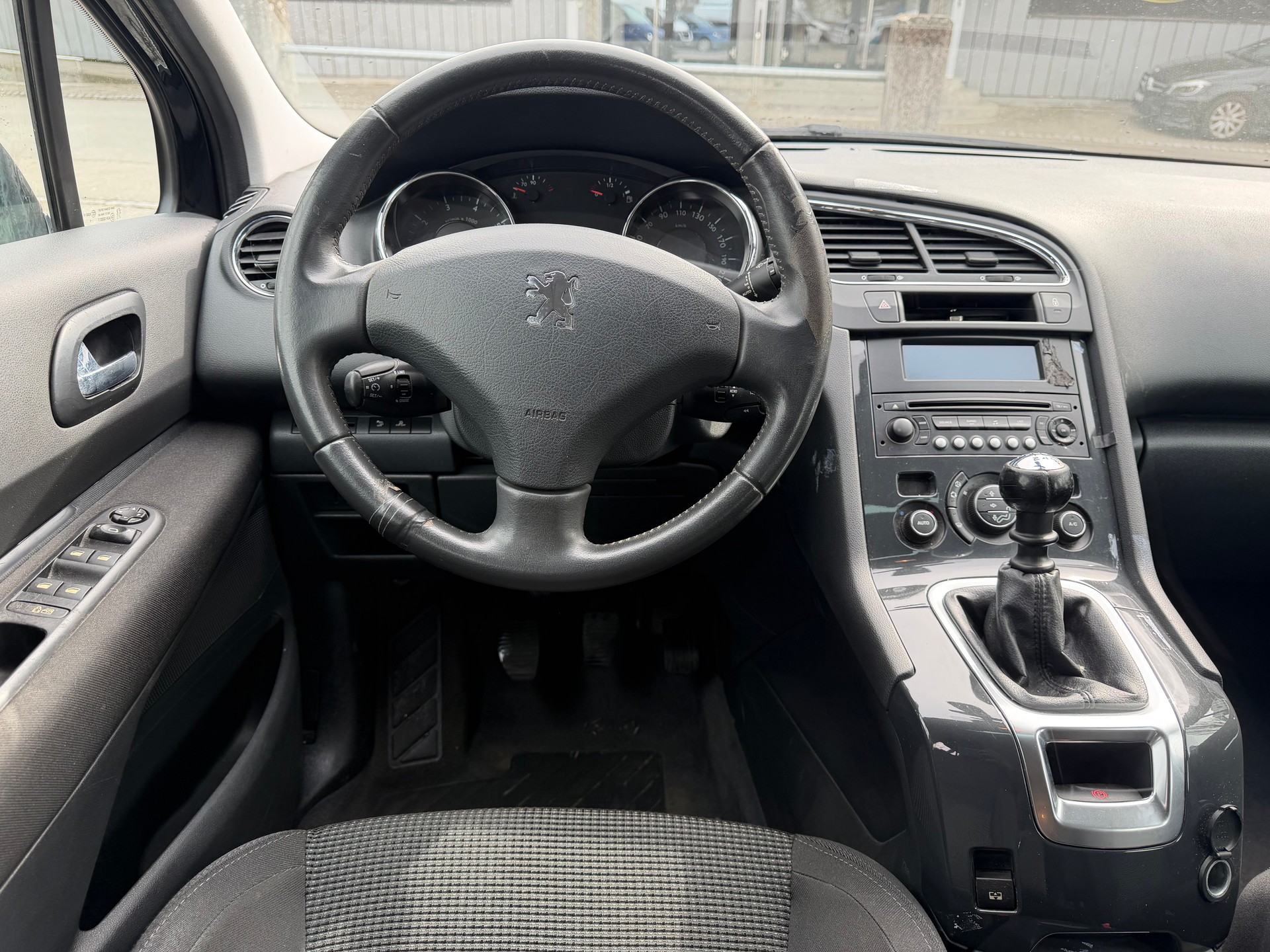 PEUGEOT 5008 1.6 16V T Sport ** 07x Sitze ** Klima-auto ** Tempomat * PDC H * Letzte MFK 09.01.2024-image-3
