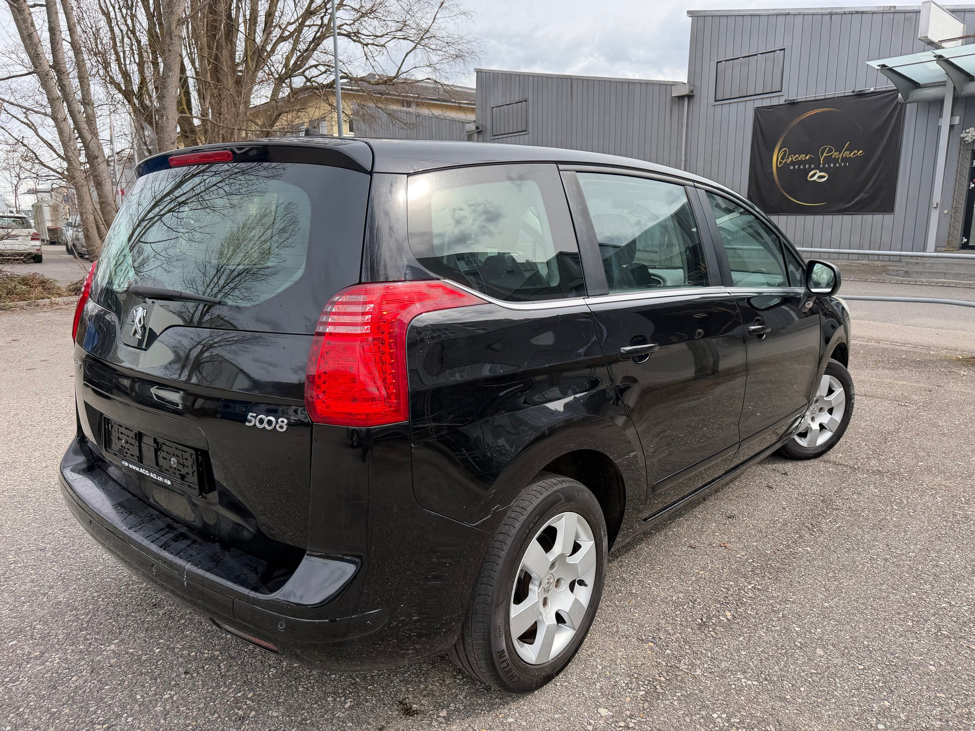 PEUGEOT 5008 1.6 16V T Sport ** 07x Sitze ** Klima-auto ** Tempomat * PDC H * Letzte MFK 09.01.2024-image-4
