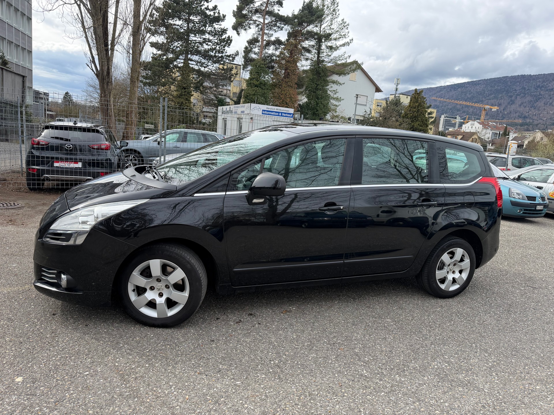 PEUGEOT 5008 1.6 16V T Sport ** 07x Sitze ** Klima-auto ** Tempomat * PDC H * Letzte MFK 09.01.2024-image-8