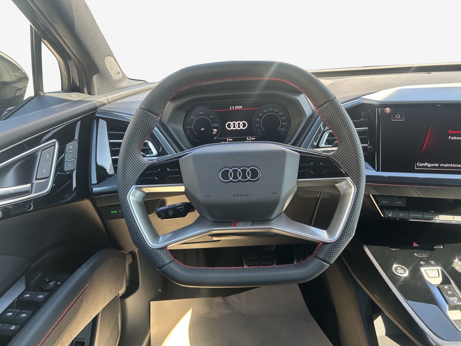 AUDI Q4 e-tron 45 Edition Swiss Ski quattro-image-9