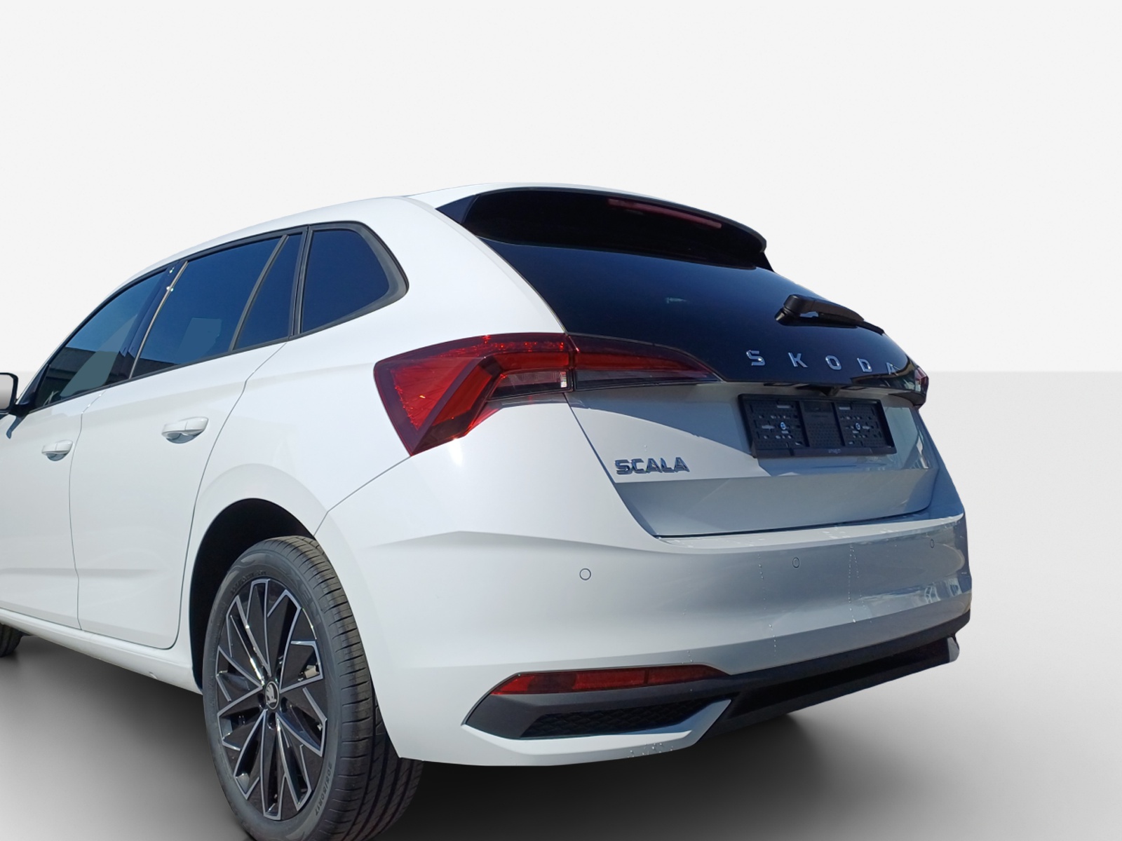 SKODA Scala 1.5 TSI Dynamic DSG-image-15