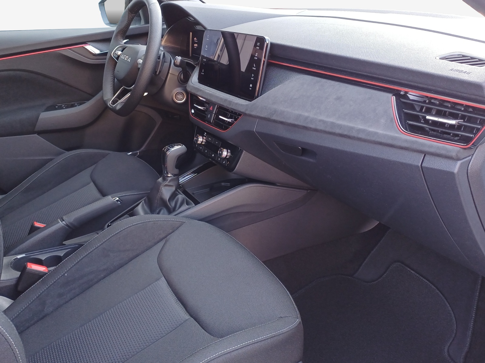 SKODA Scala 1.5 TSI Dynamic DSG-image-8