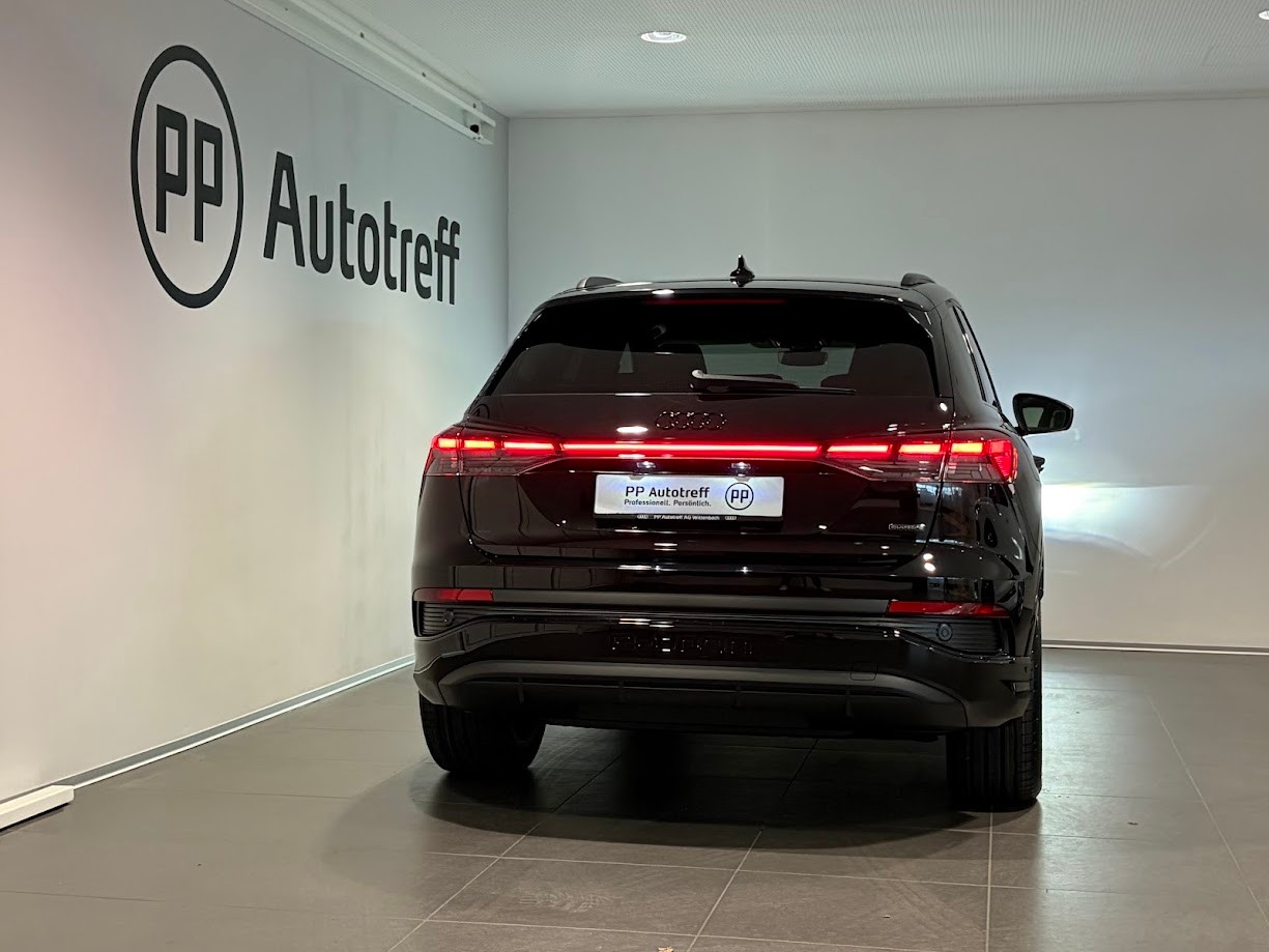 AUDI Q4 e-tron 45 Edition Swiss Ski quattro-image-13