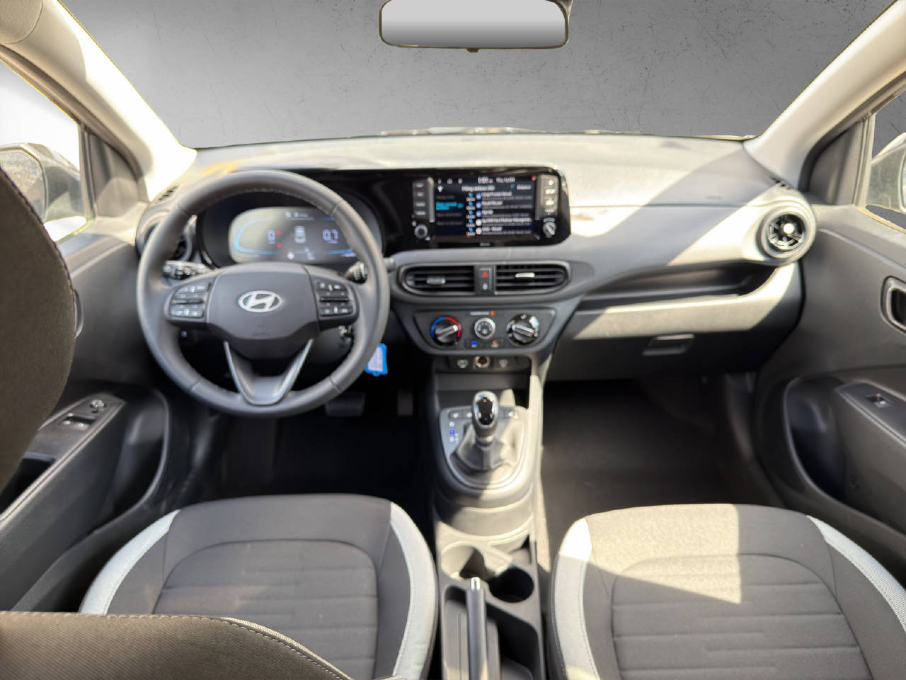 HYUNDAI i10 1.2 Amplia MY25-image-9