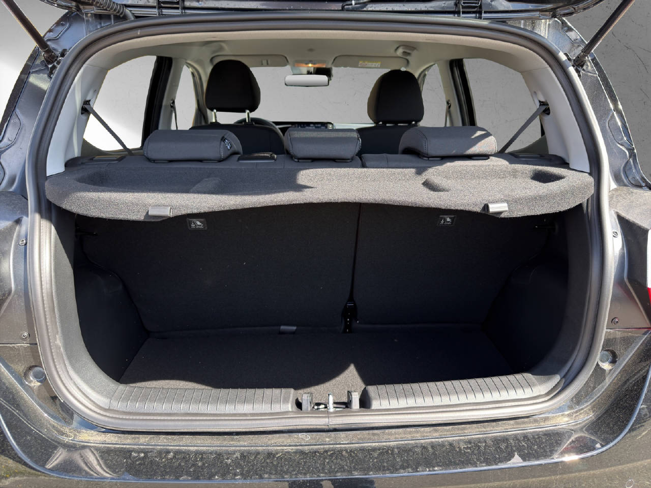 HYUNDAI i10 1.2 Amplia MY25-image-11