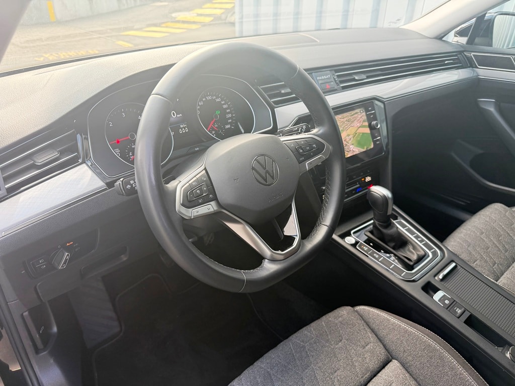 VW Passat 2.0 TDI BMT Business DSG-image-6