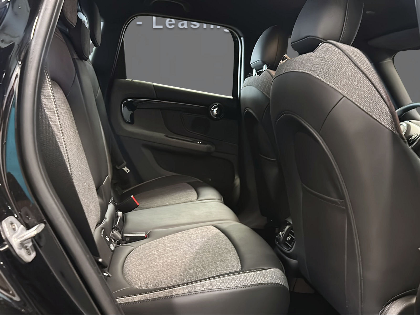 MINI Countryman Cooper S ALL4 Steptronic-image-12