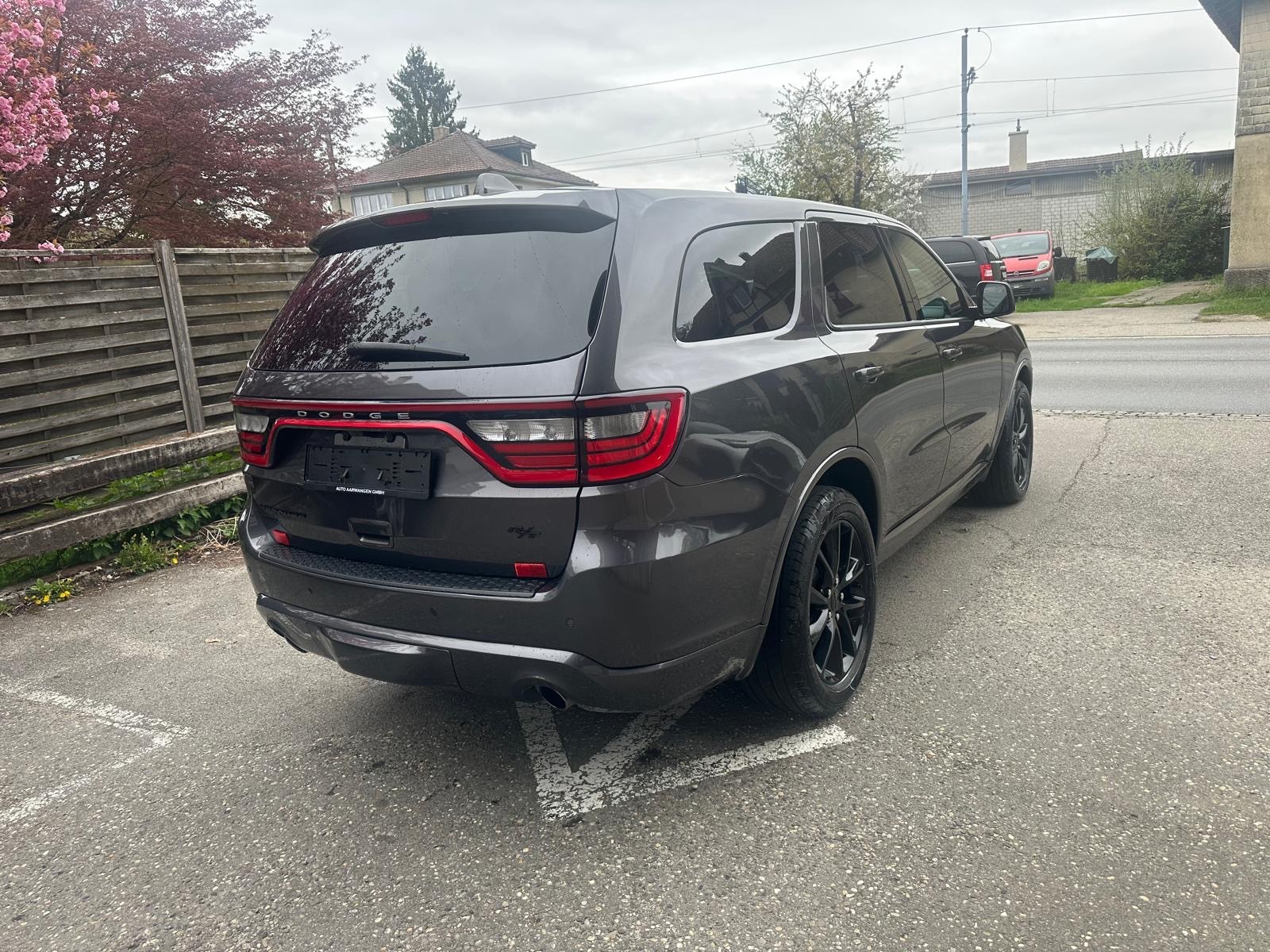 DODGE R/T-showroom-element-2