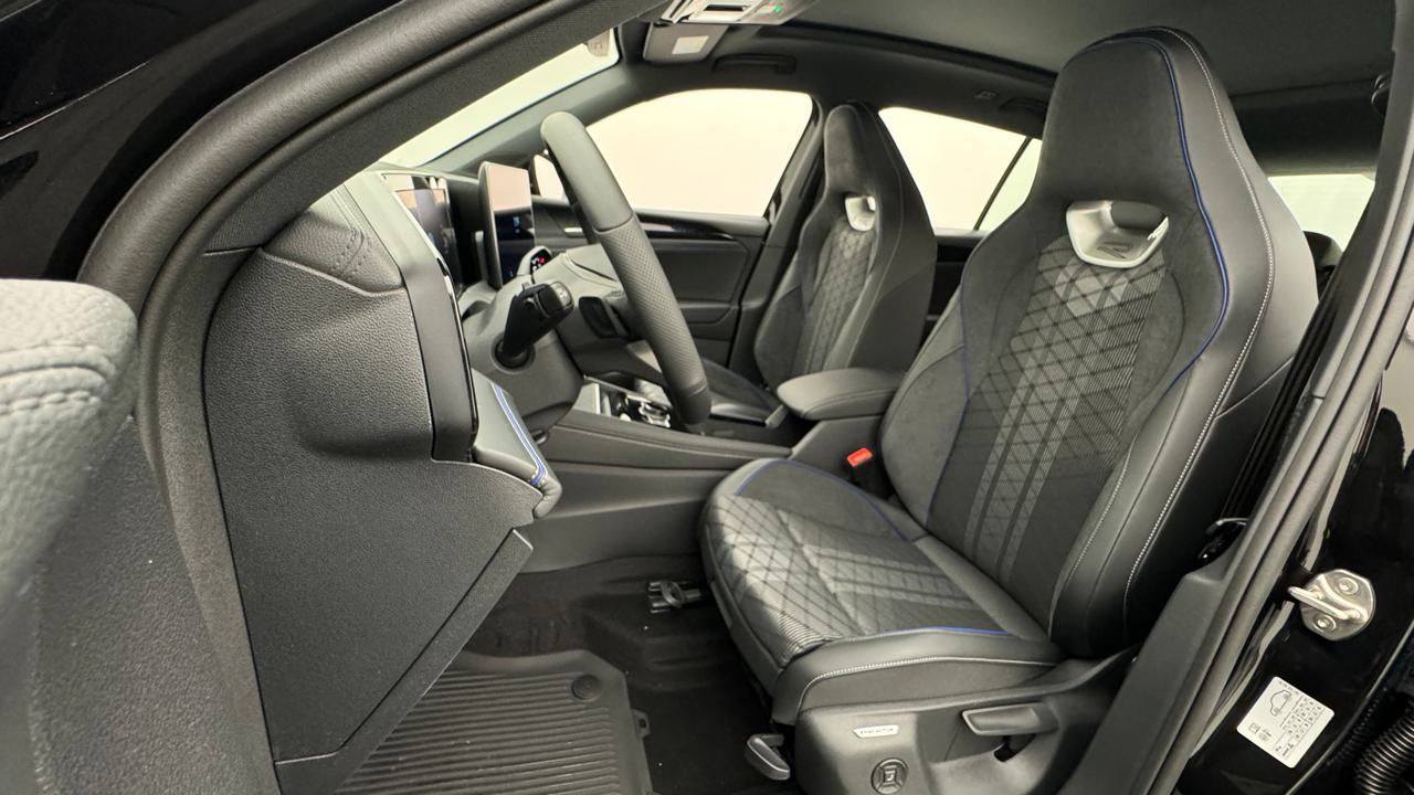 VW Tiguan 1.5 TSI evo2 eHybrid R-Line DSG-image-4
