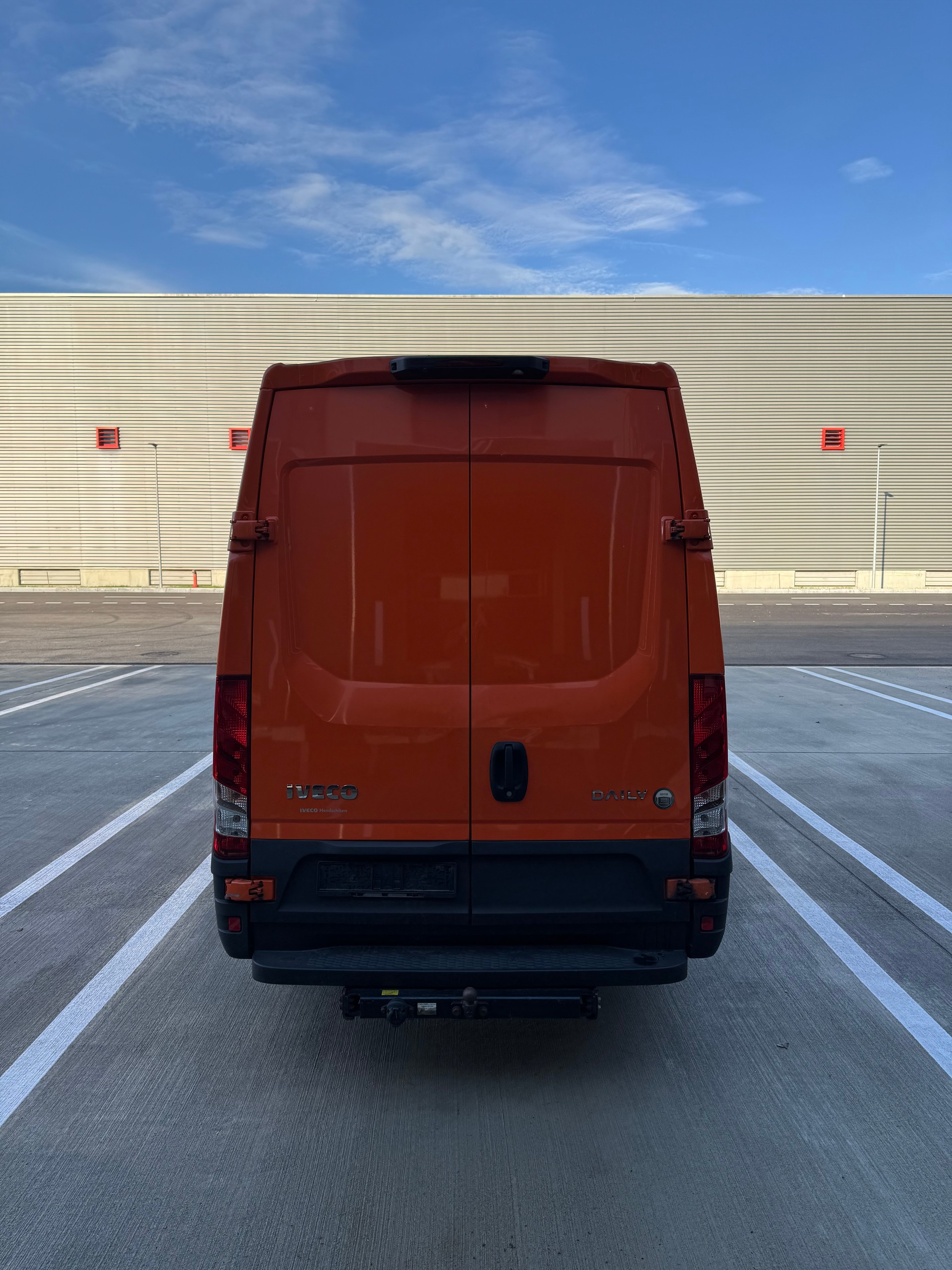 IVECO 35 S 14 V-image-3