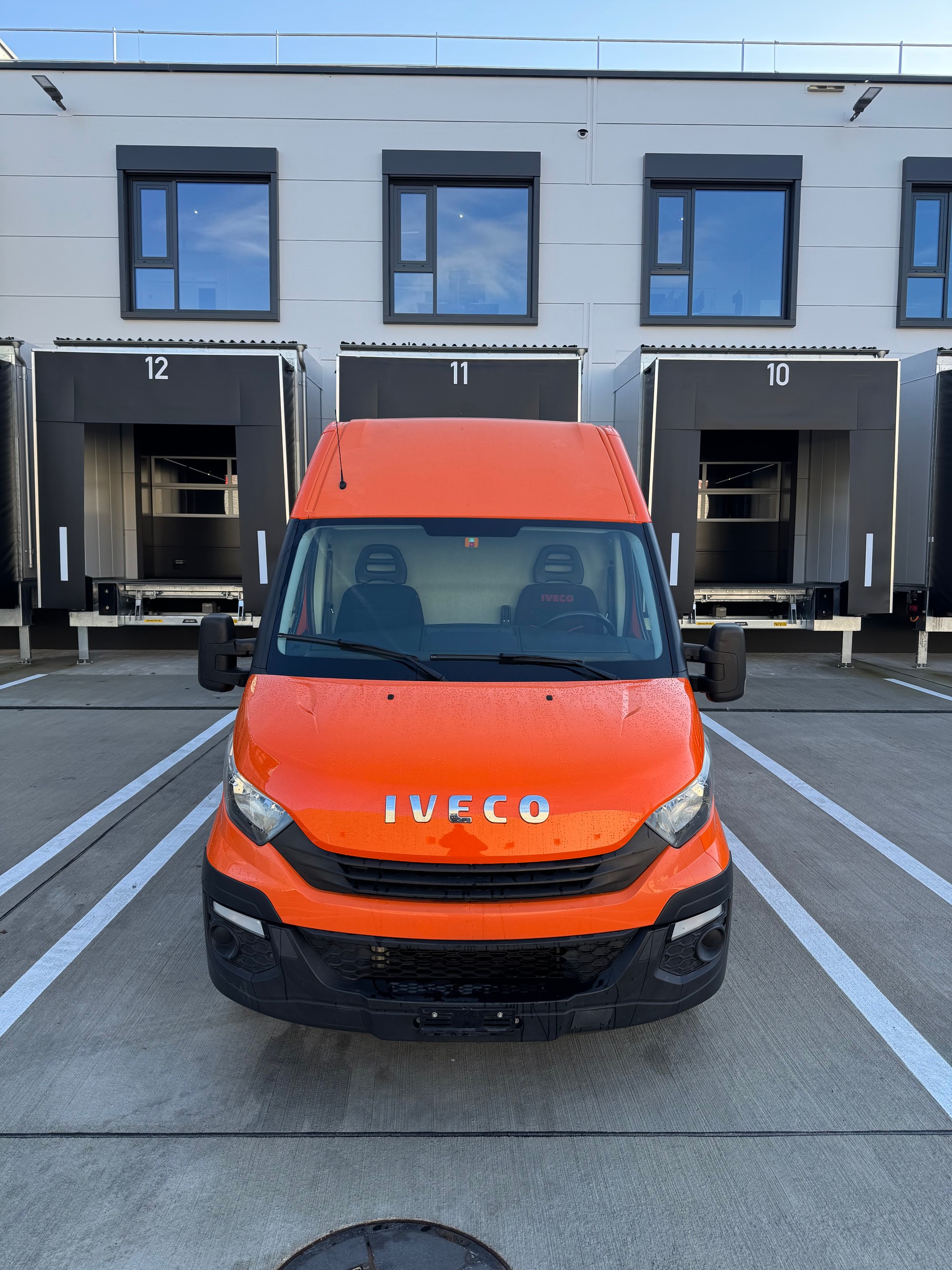 IVECO 35 S 14 V-image-4