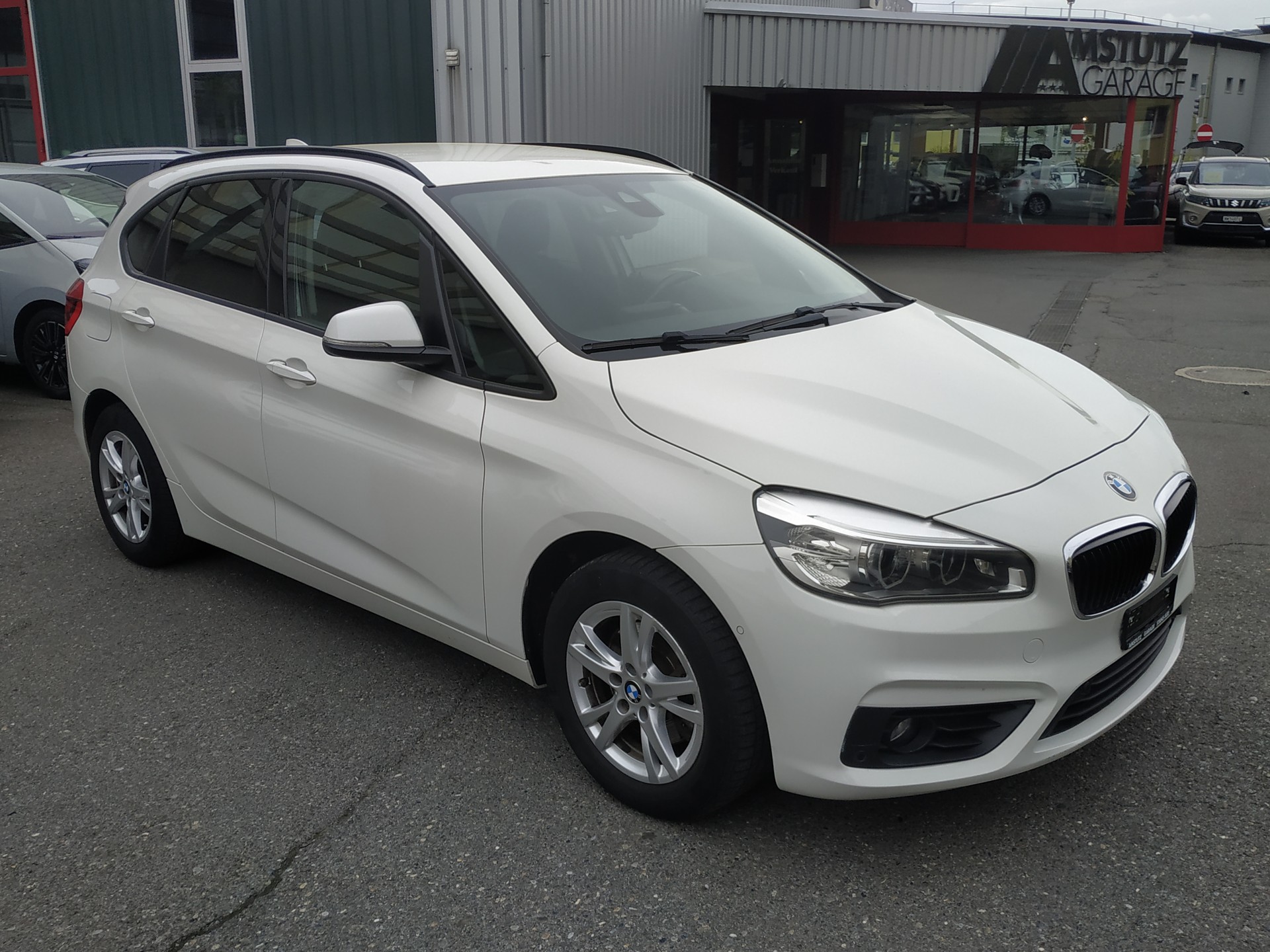BMW 218i Active Tourer Steptronic Automat-image-1