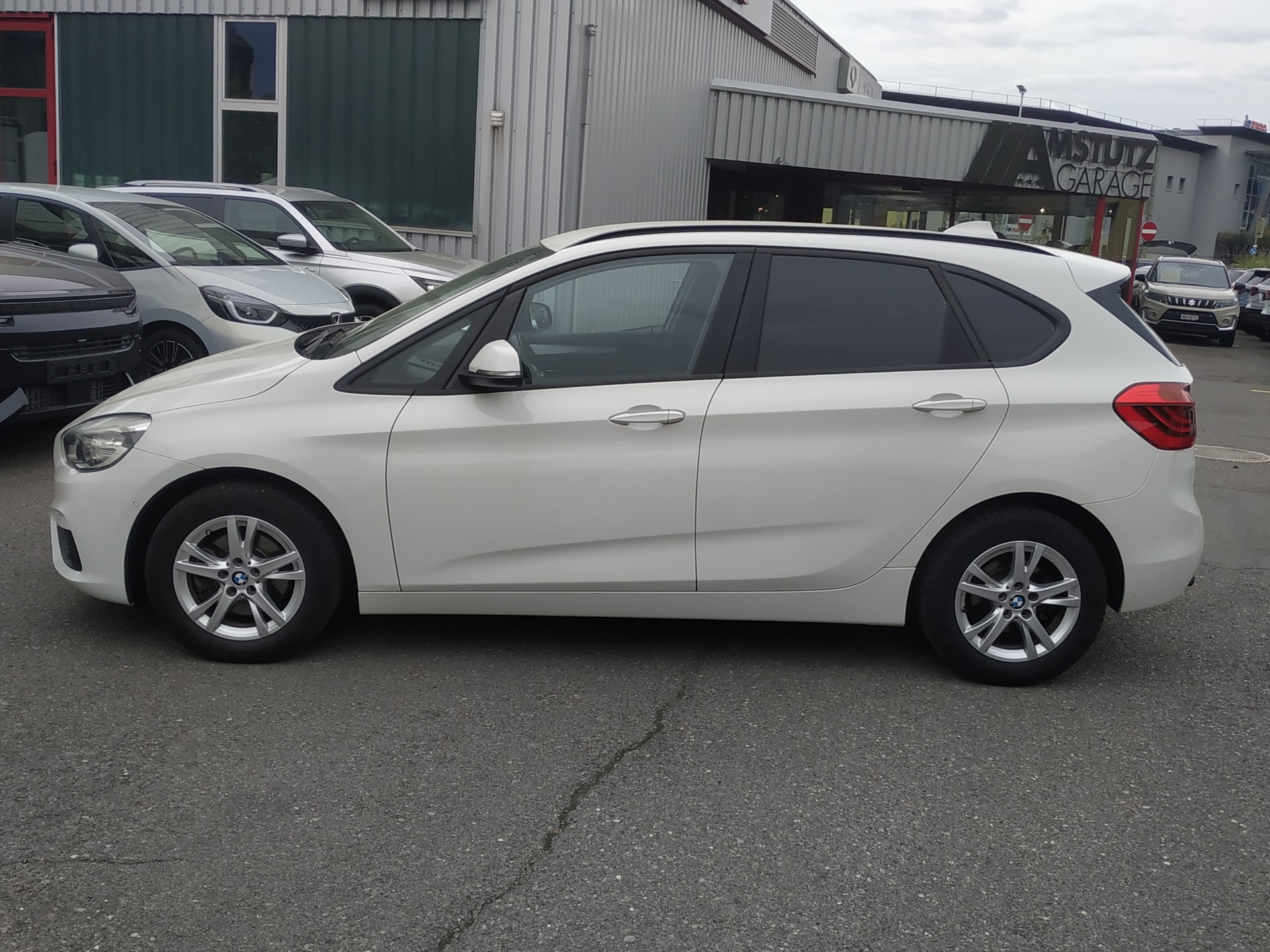 BMW 218i Active Tourer Steptronic Automat-image-7