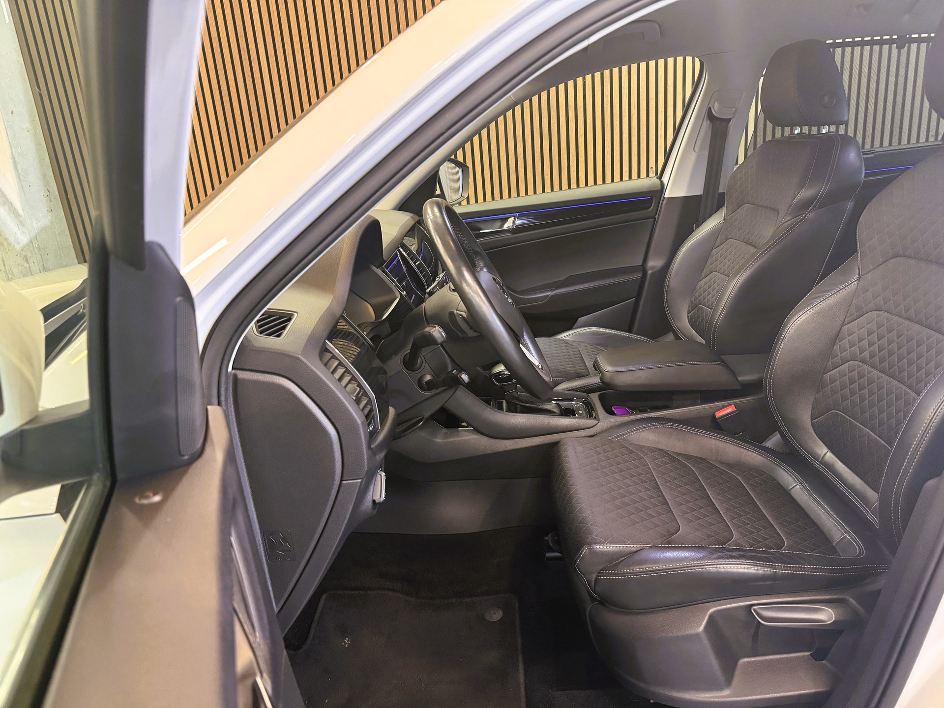 SKODA Kodiaq 2.0 TDI CR Style 4x4 DSG-image-6