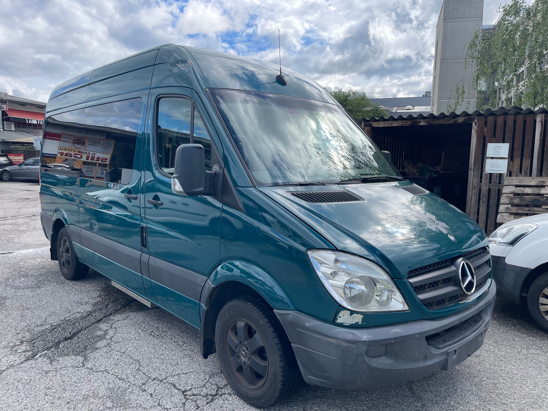MERCEDES-BENZ 311 cdi-image-2