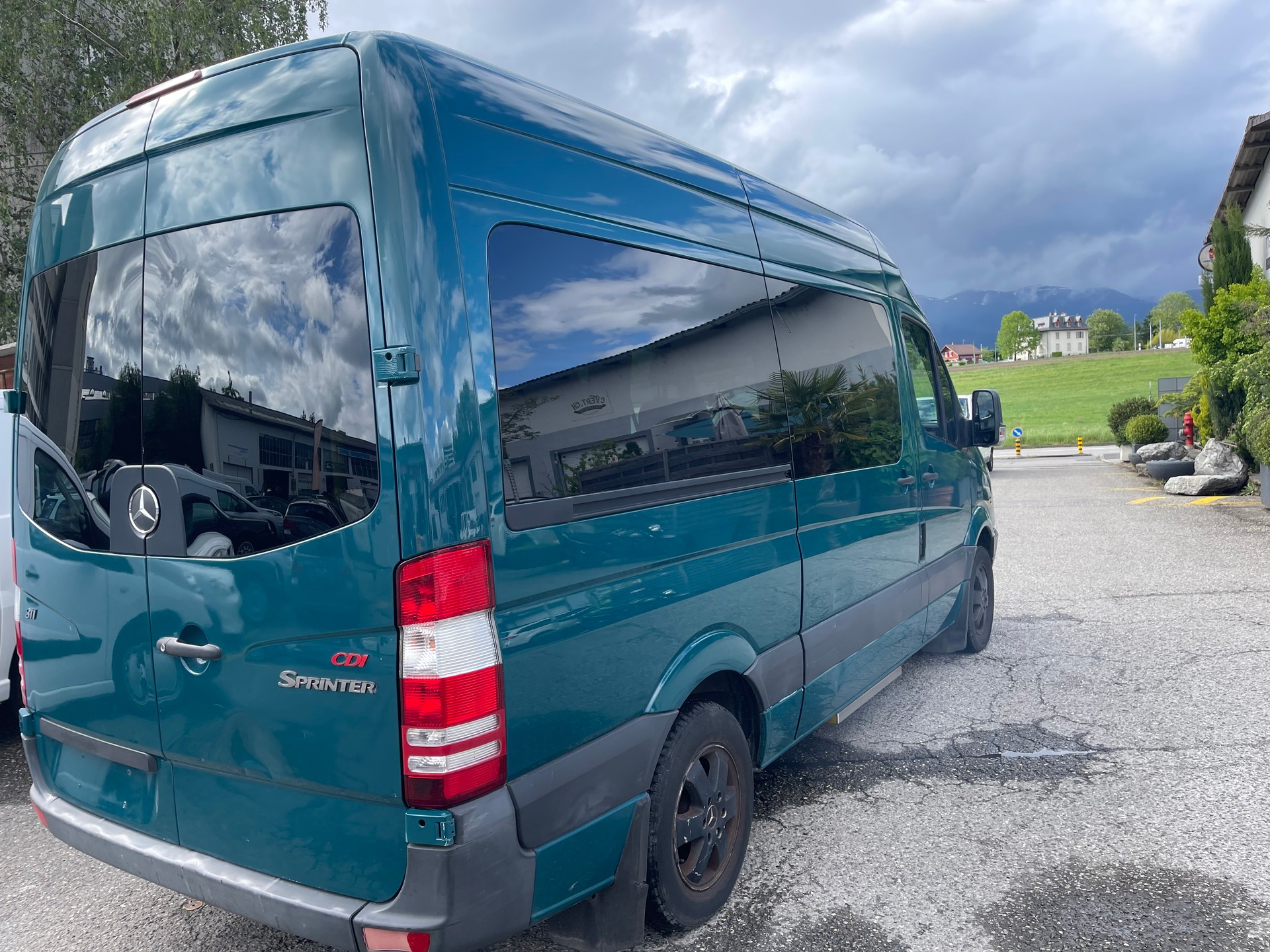 MERCEDES-BENZ 311 cdi-image-3