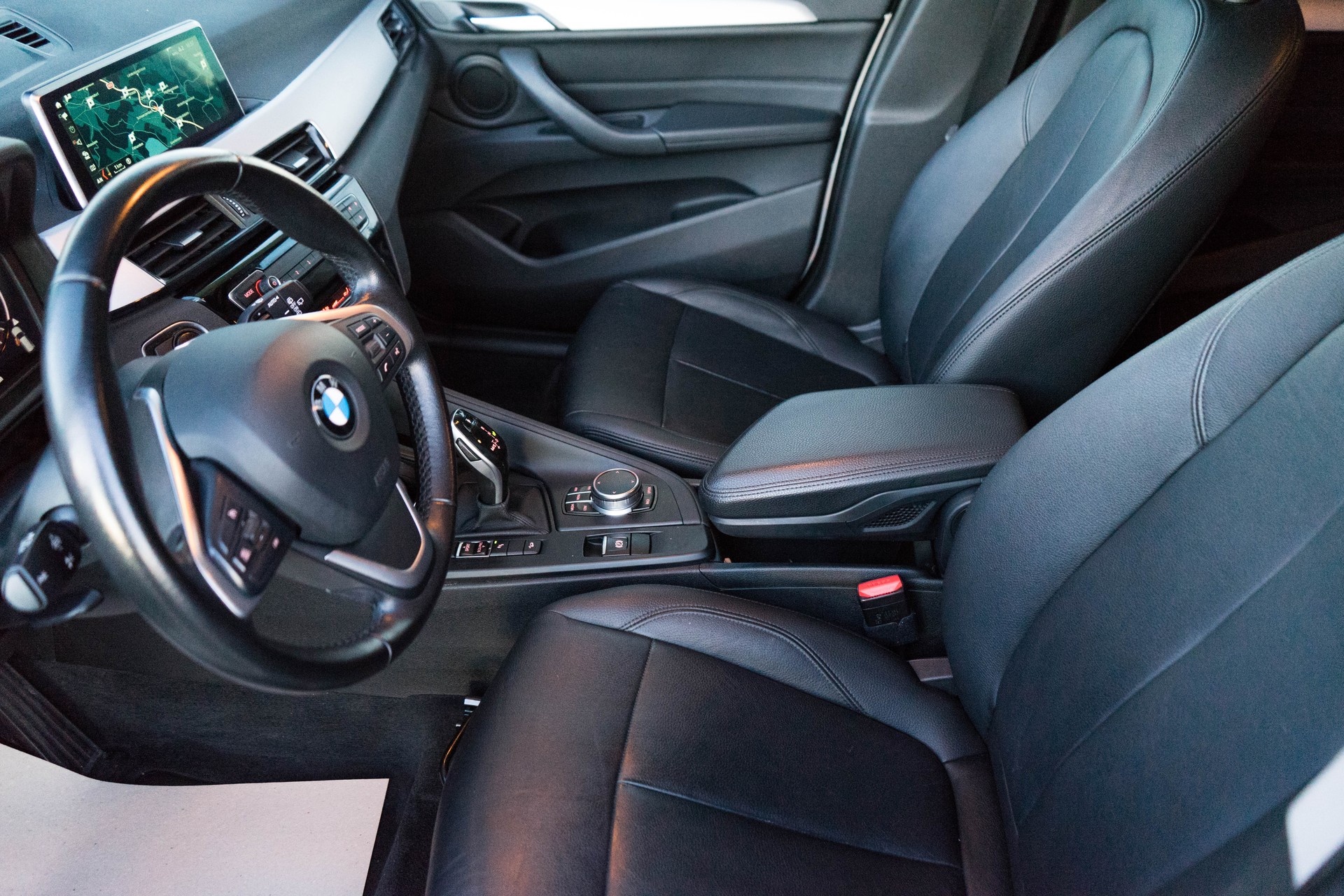 BMW X1 xDrive 18d Sport Line Steptronic-image-8