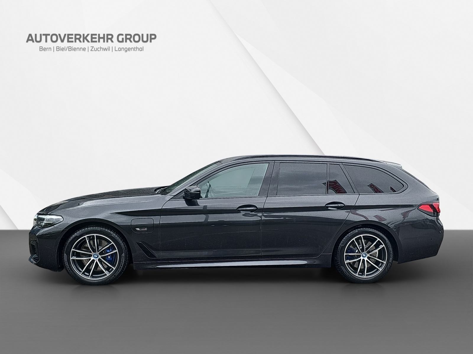 BMW 530e xDrive M Sport Tour.-showroom-element-2