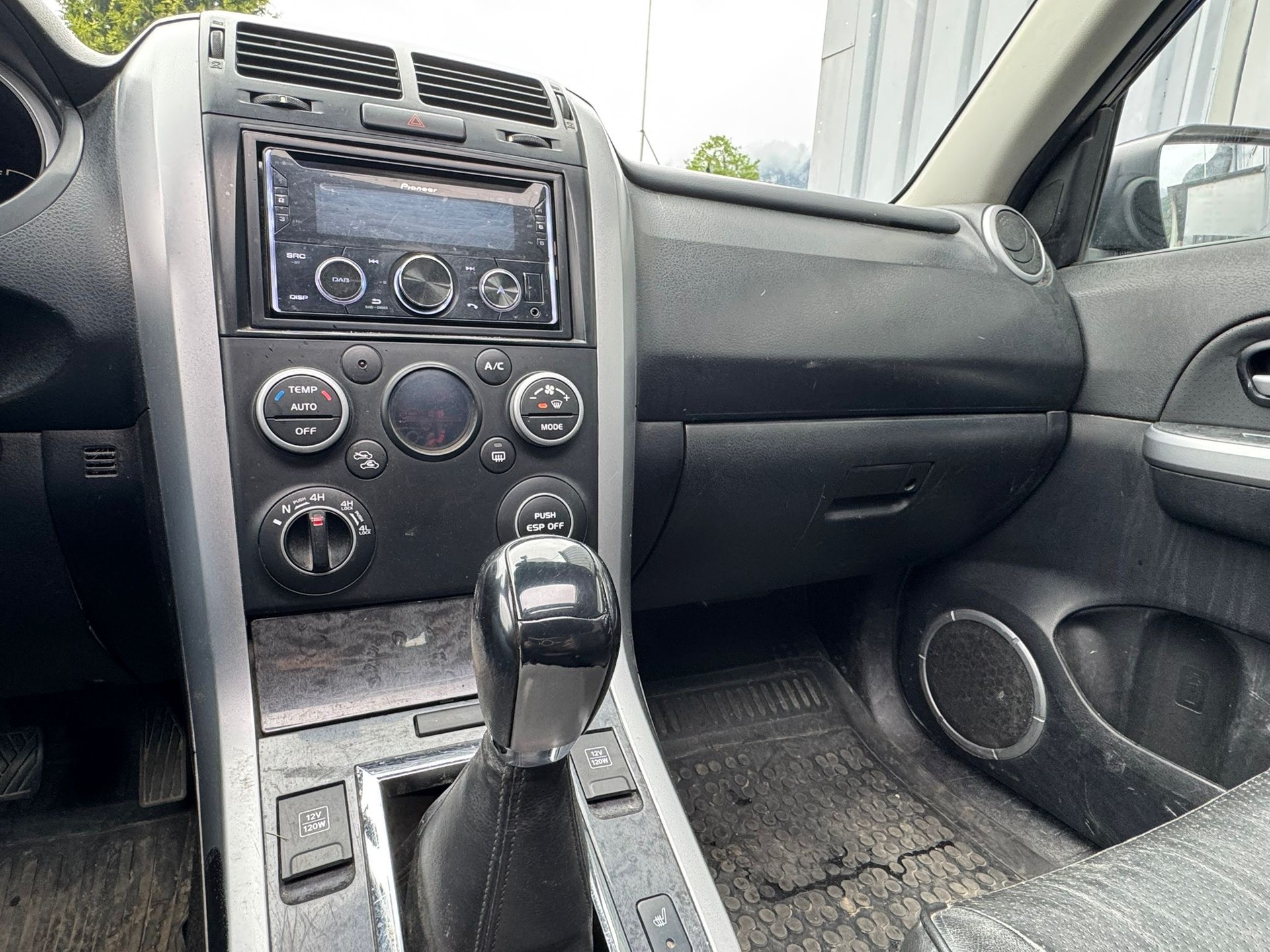 SUZUKI Grand Vitara 1.9 TD GL Top Barry-image-5