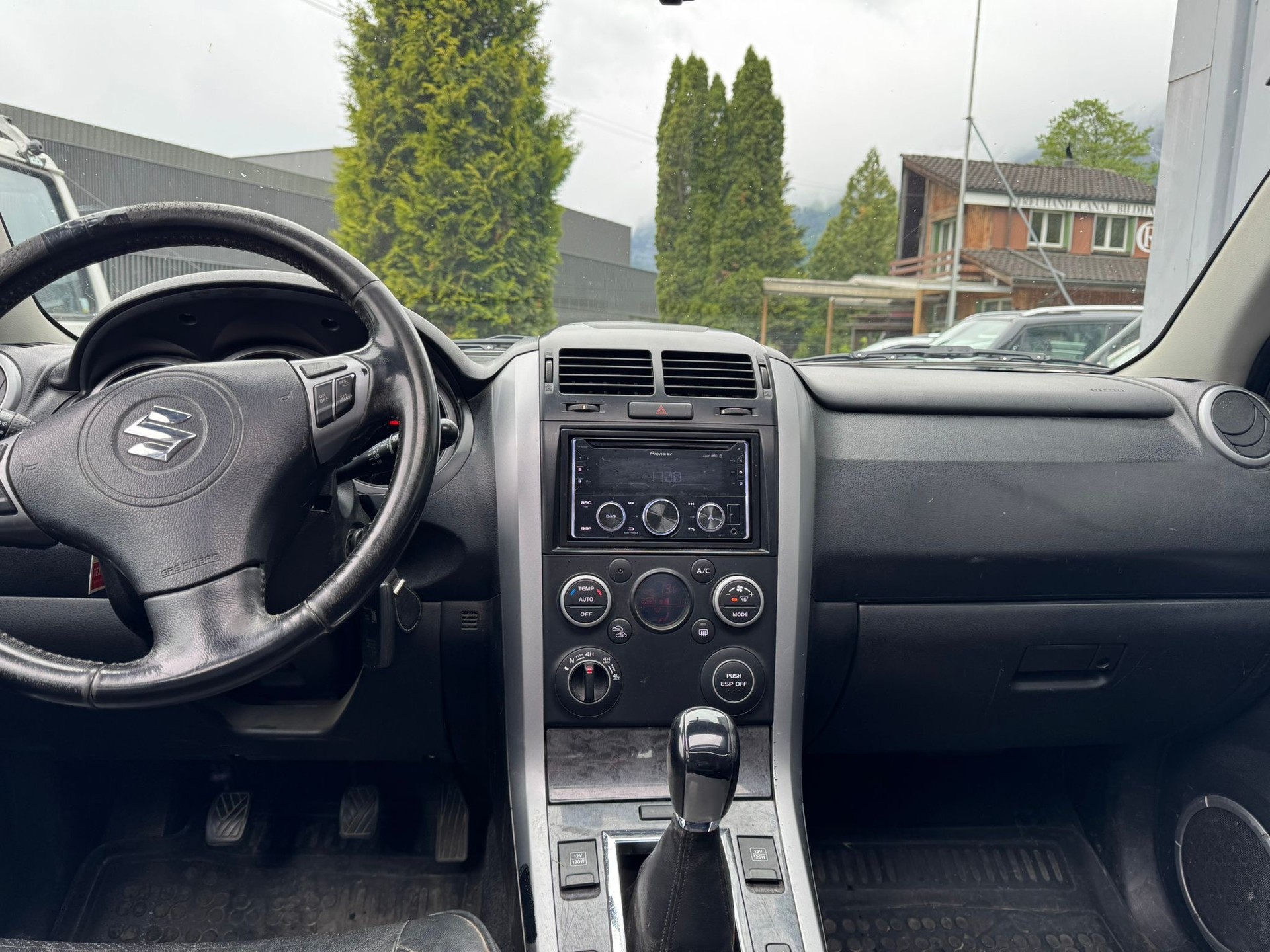 SUZUKI Grand Vitara 1.9 TD GL Top Barry-image-4