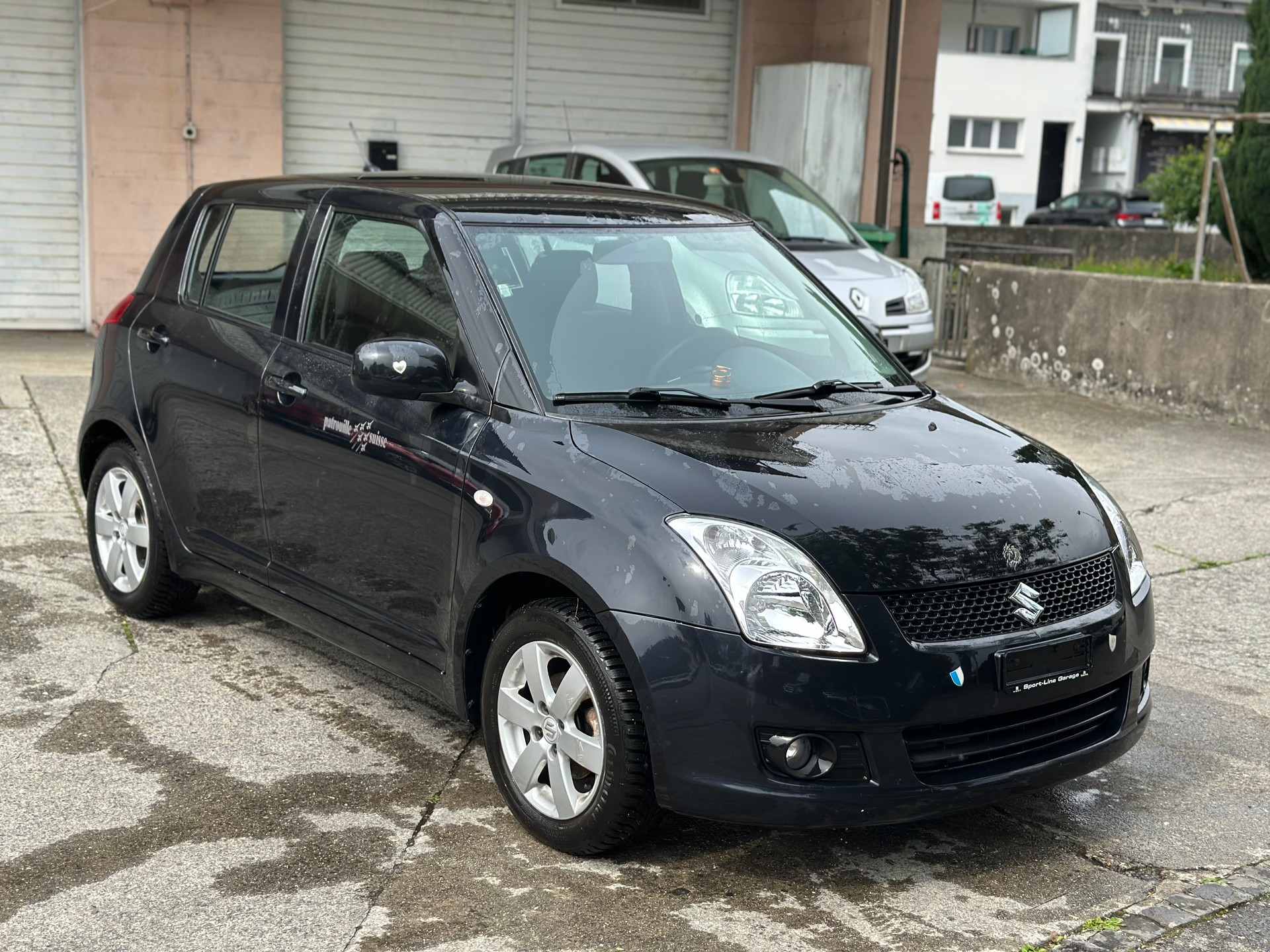 SUZUKI Swift 1.3i 16V GL Top 4x4-image-1