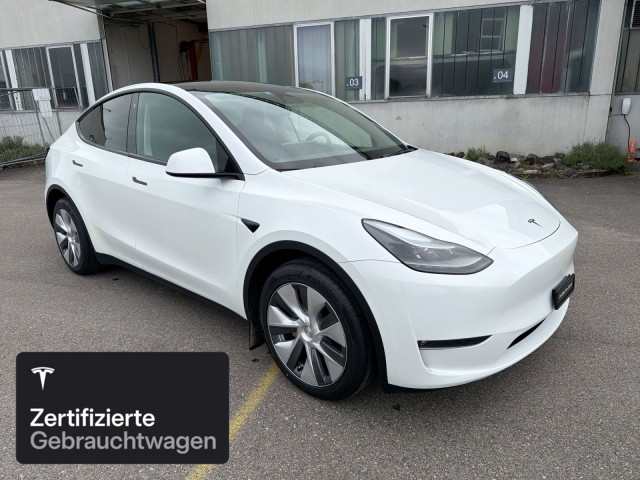 TESLA Model Y Long Range AWD-image-11