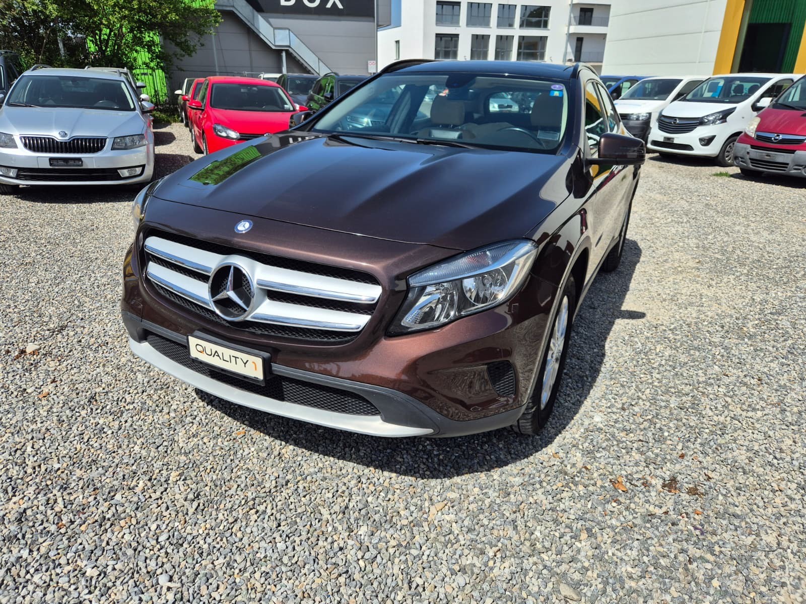 MERCEDES-BENZ GLA 250 Style 7G-DCT-image-0