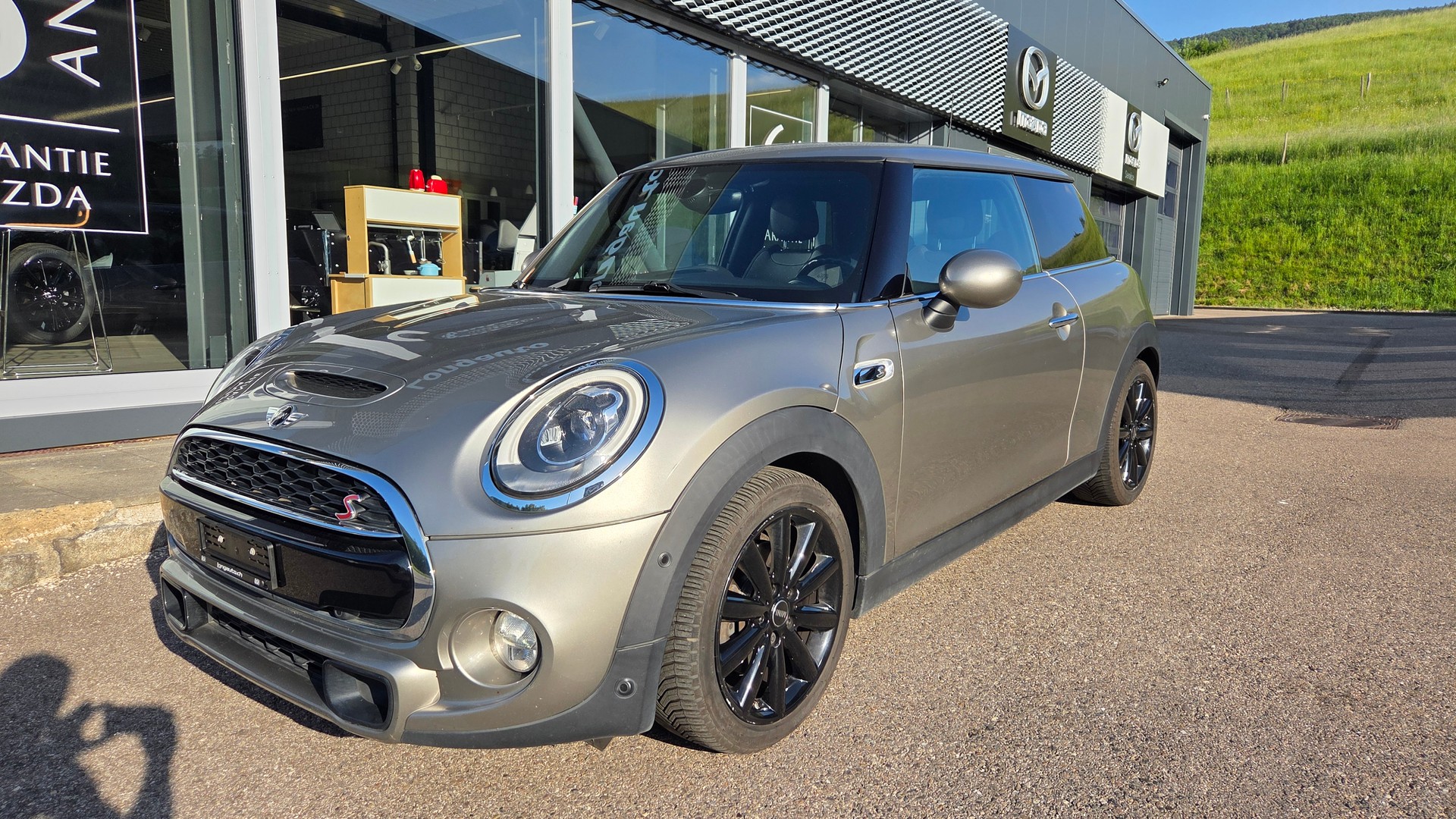MINI Cooper S Steptronic-image-1