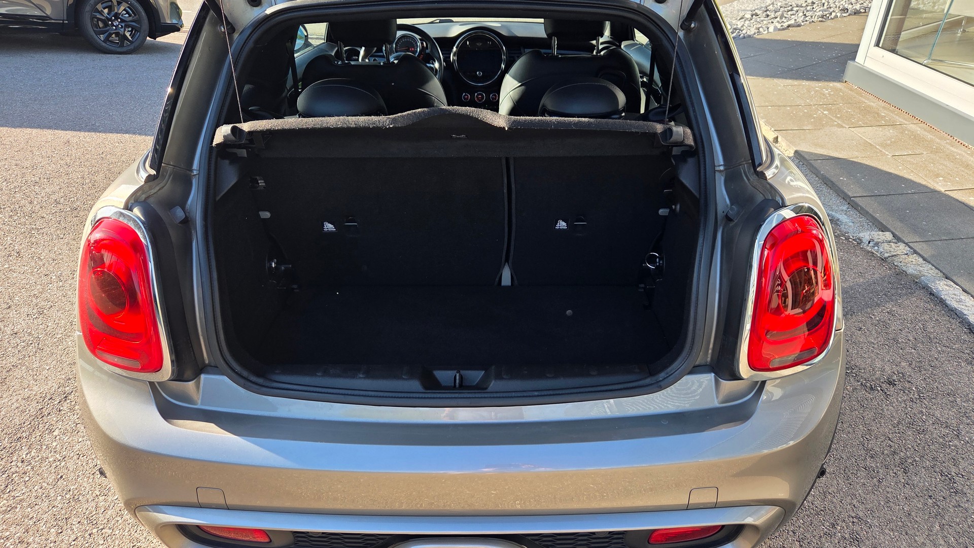 MINI Cooper S Steptronic-image-7