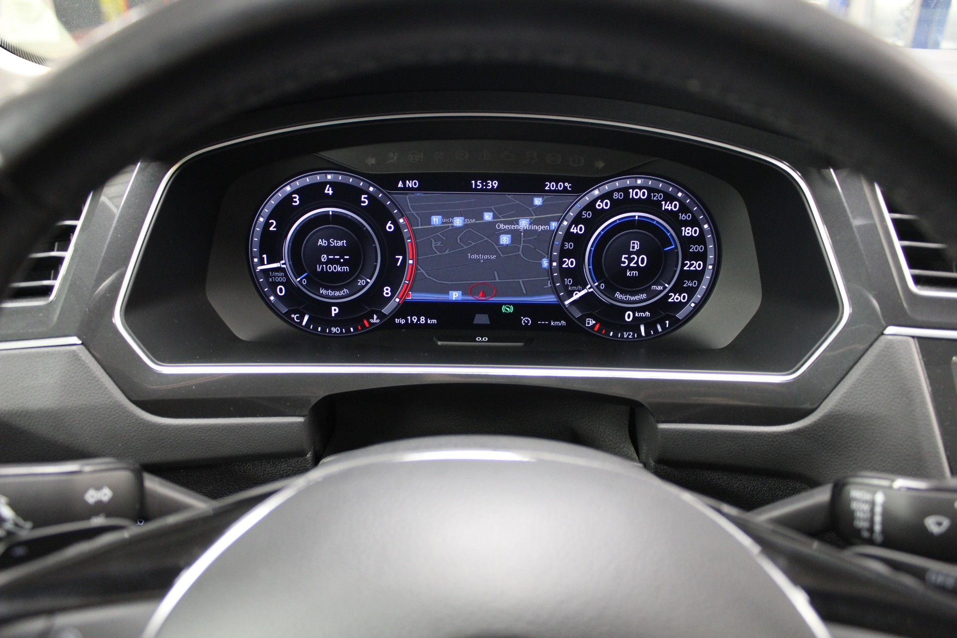 VW Tiguan 2.0TSI Highline 4Motion DSG-image-11