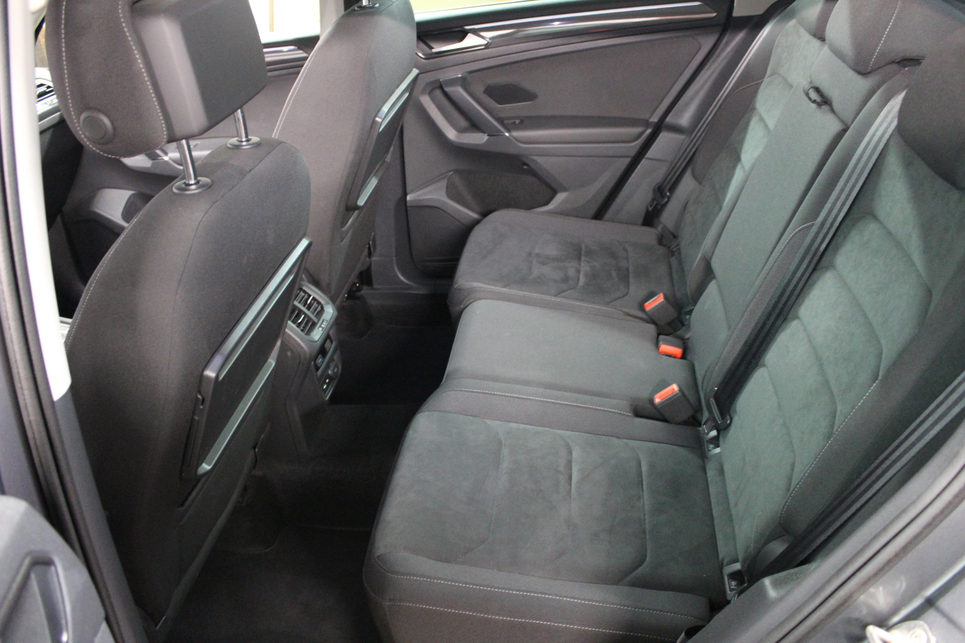 VW Tiguan 2.0TSI Highline 4Motion DSG-image-8