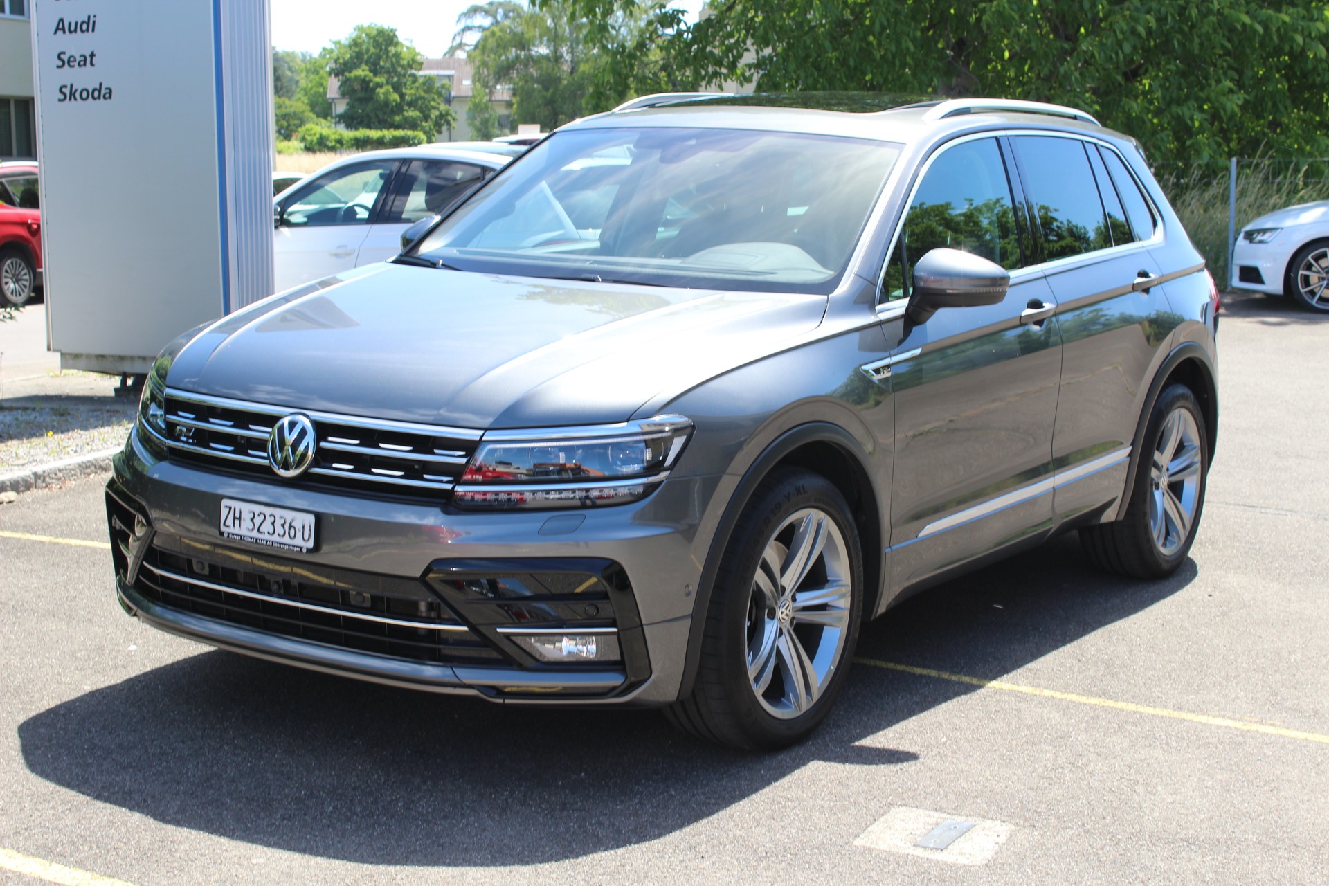 VW Tiguan 2.0TSI Highline 4Motion DSG-image-1